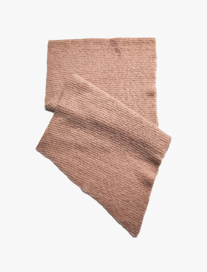 Kadın Dokulu Kalın Atkı