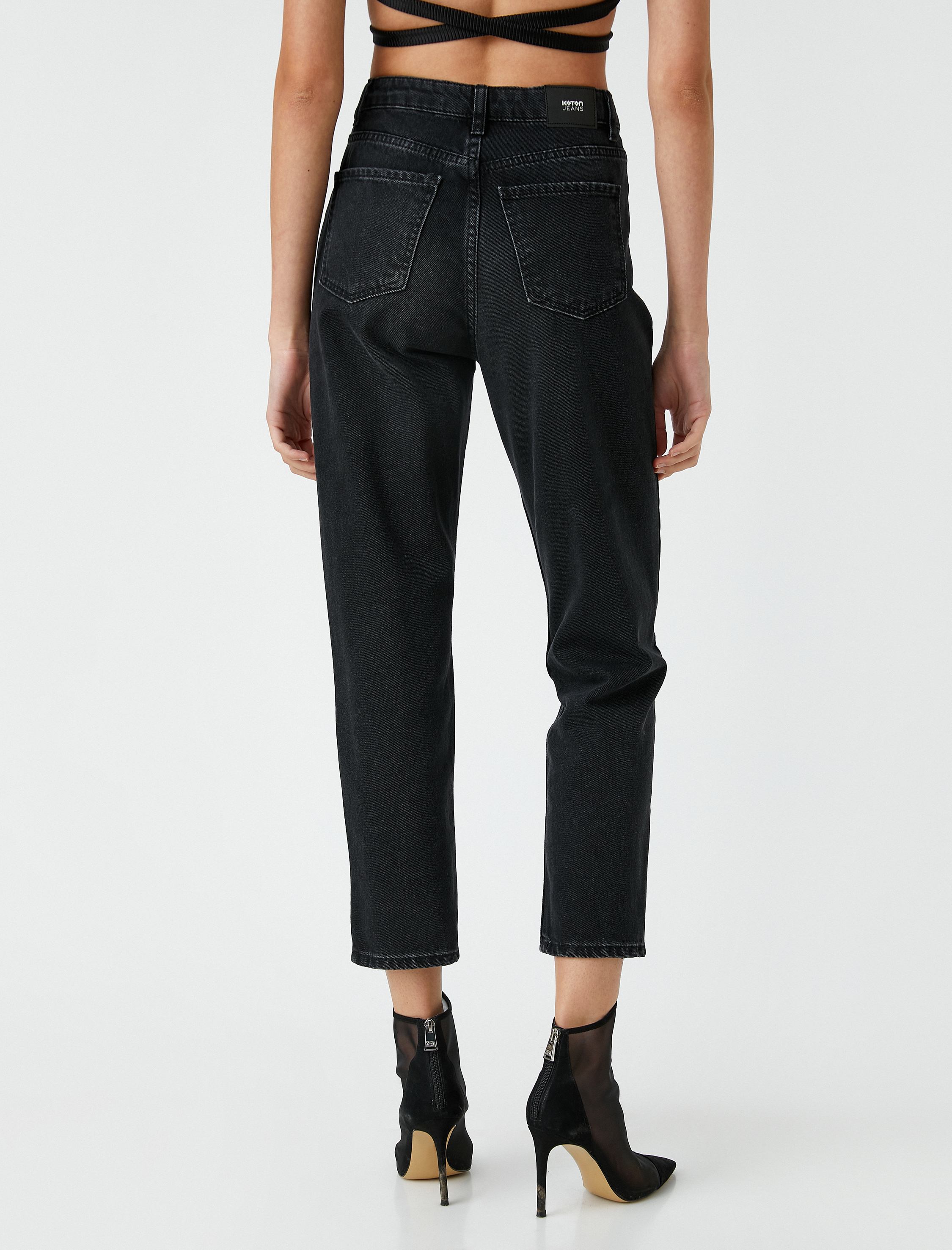   Kot Pantolon Rahat Kesim Yüksek Bel Hafif Dar Paça - Mom Jean