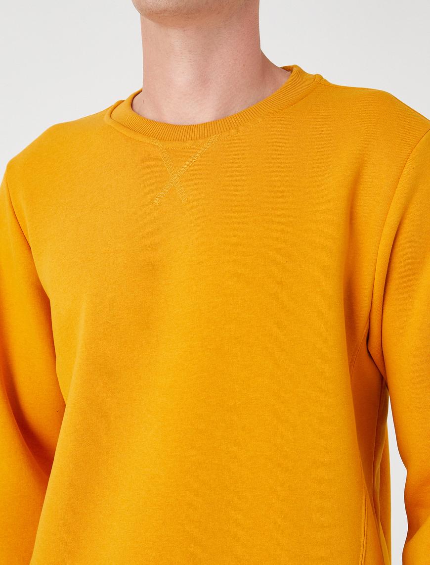   Basic Sweatshirt Şardonlu Bisiklet Yaka