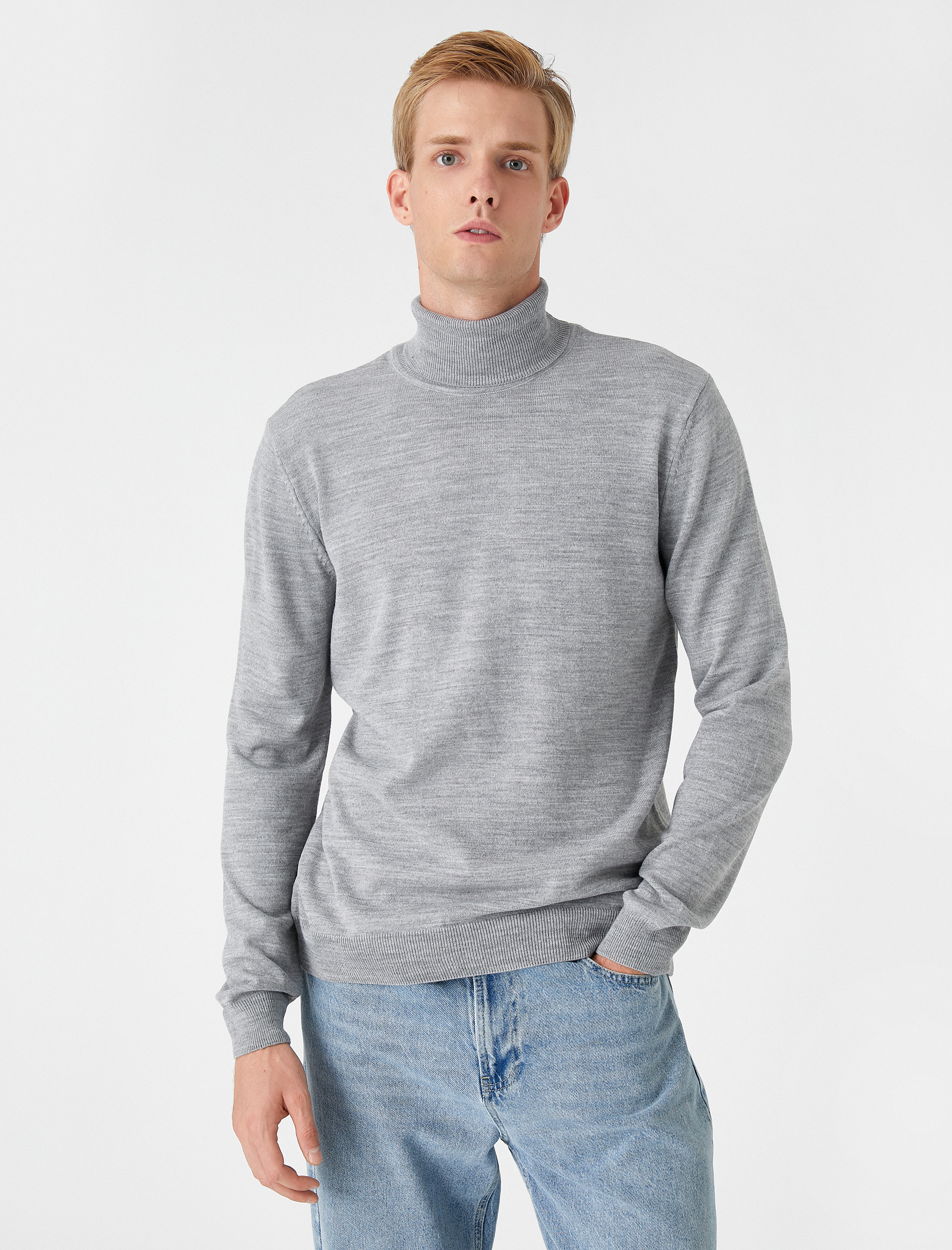   Basic Boğazlı Kazak