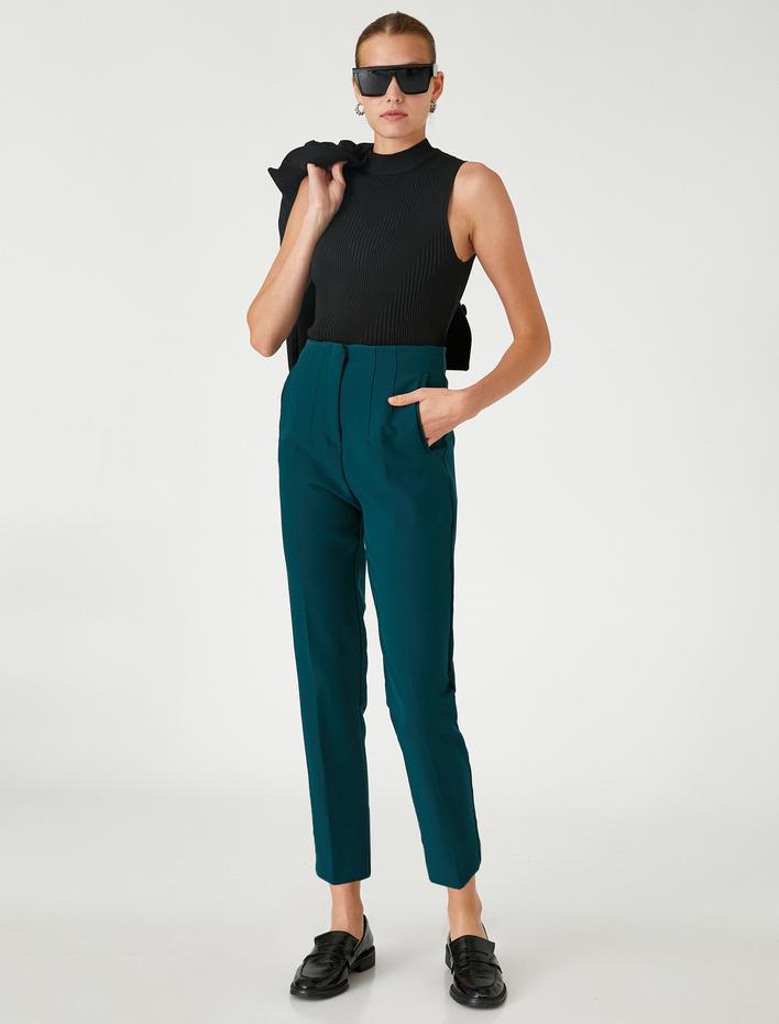  Crop Pantolon Dikiş Detaylı