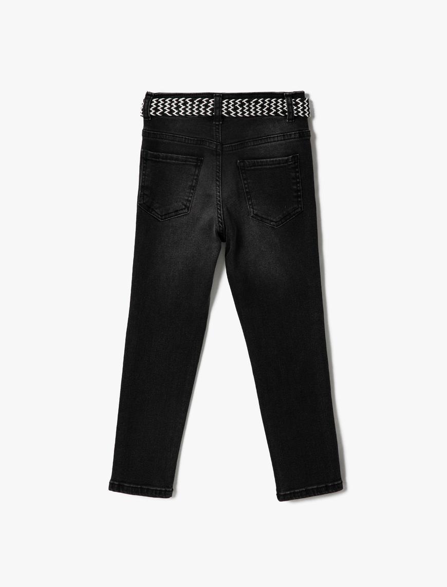  Erkek Çocuk Kot Pantolon Kemer Detaylı Pamuklu Cepli - Slim Jean