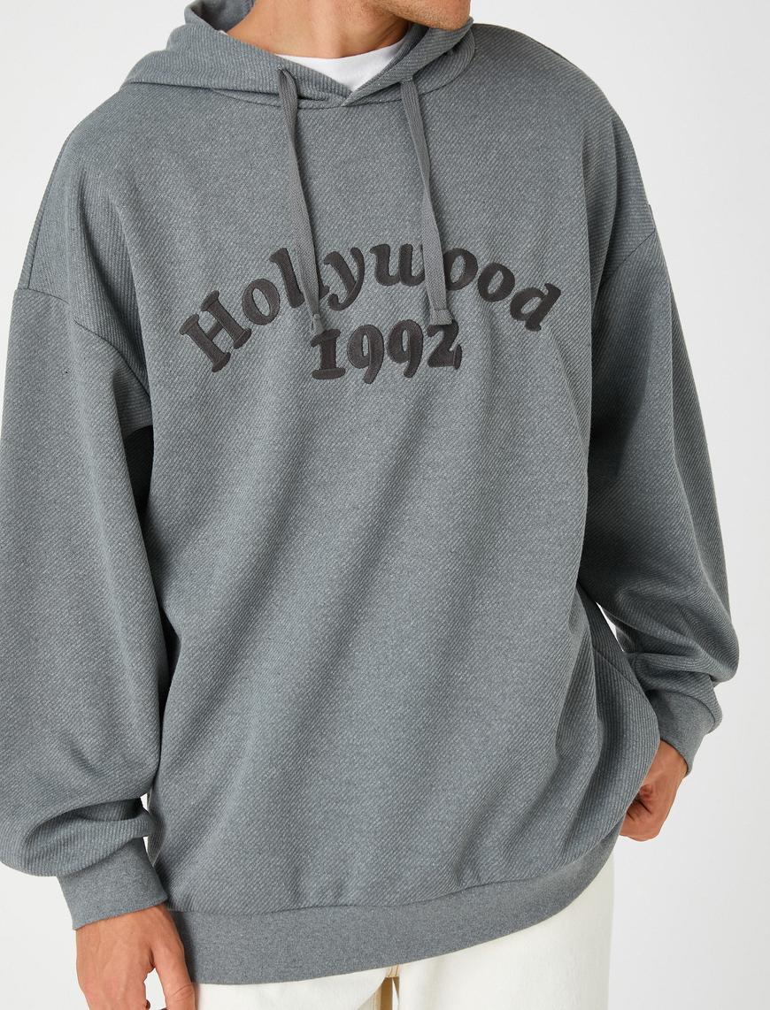   Oversize Kapşonlu Sweatshirt Yazı Baskılı