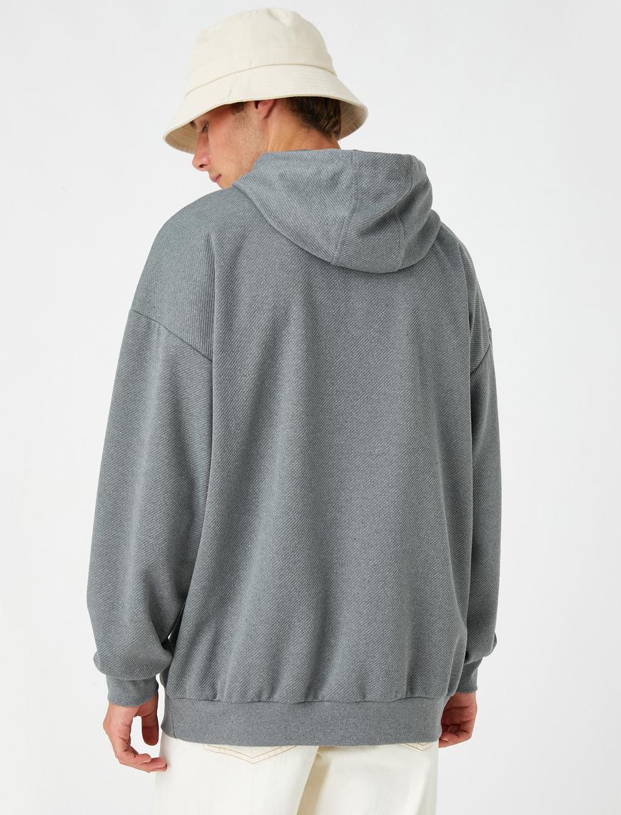   Oversize Kapşonlu Sweatshirt Yazı Baskılı