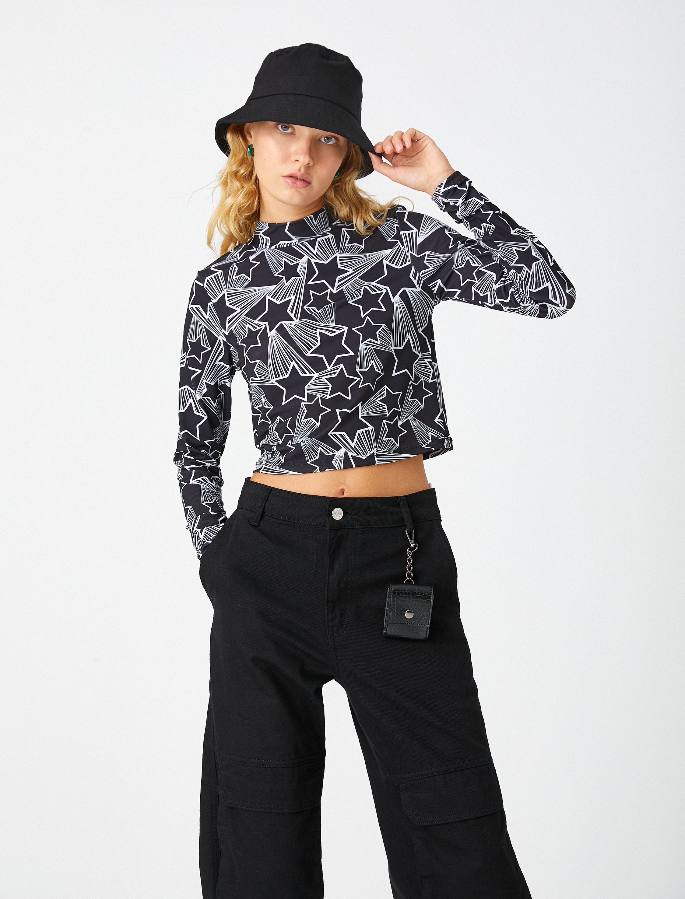   Uzun Kollu Tişört Crop