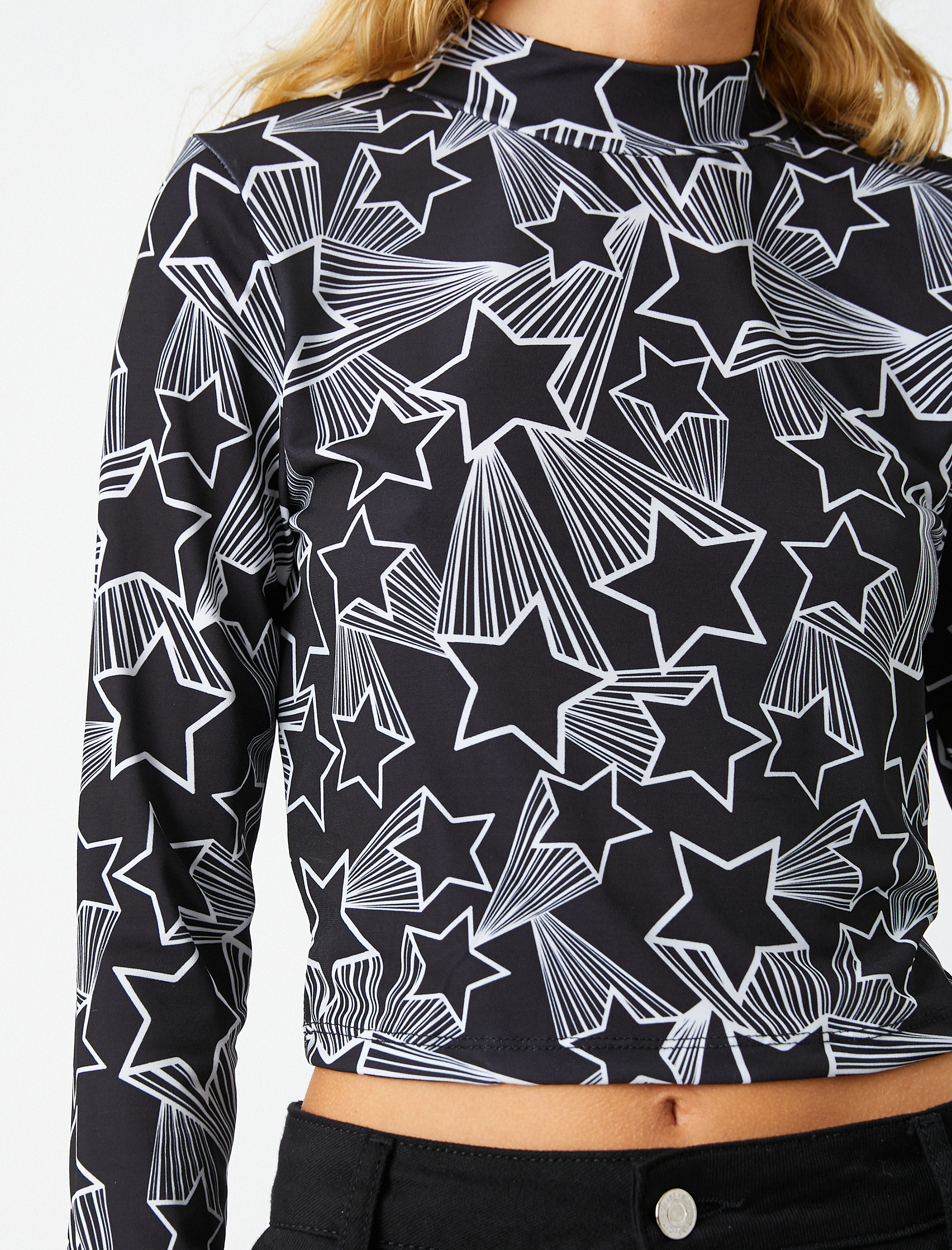   Uzun Kollu Tişört Crop