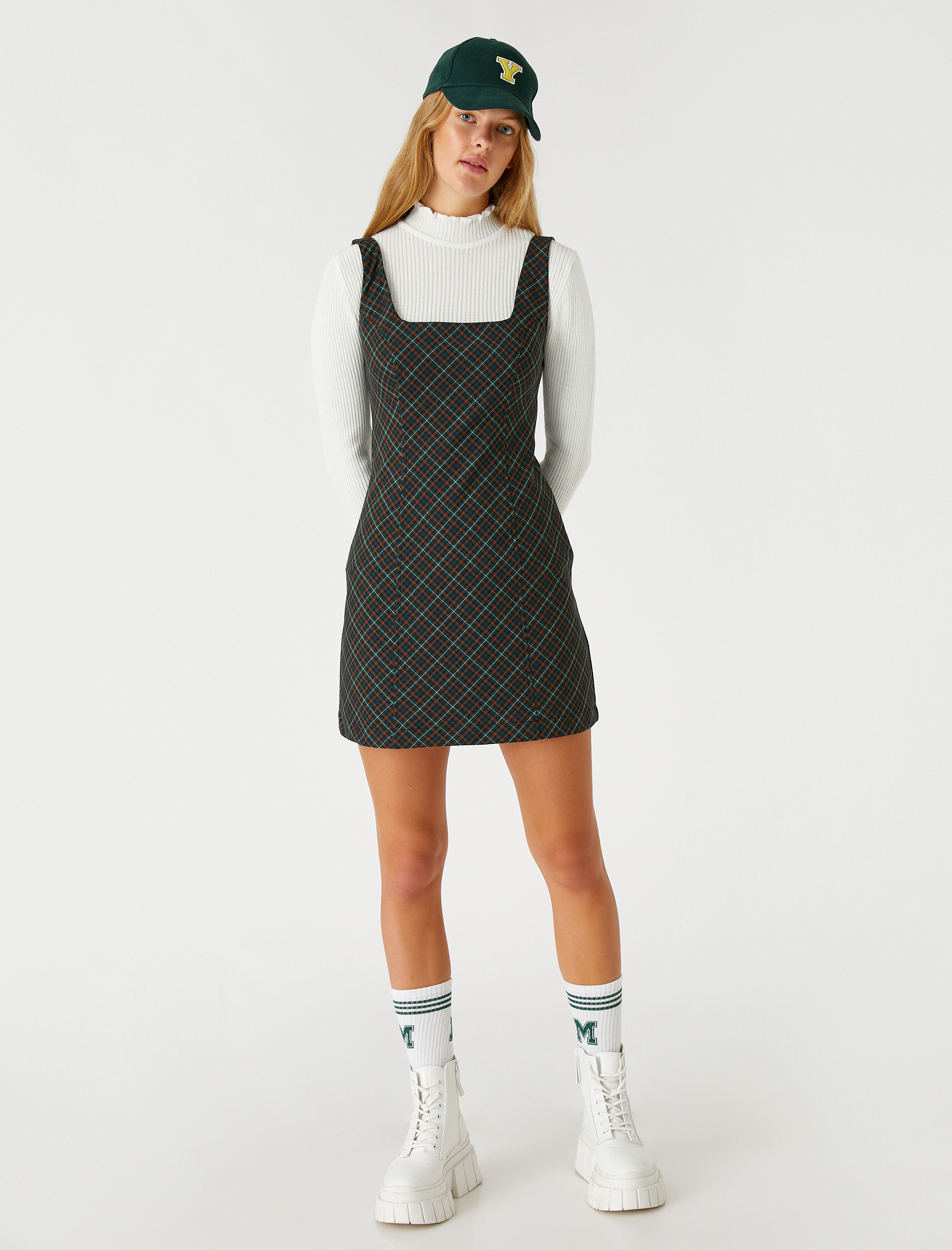   Jile Elbise Ekoseli Kare Yaka