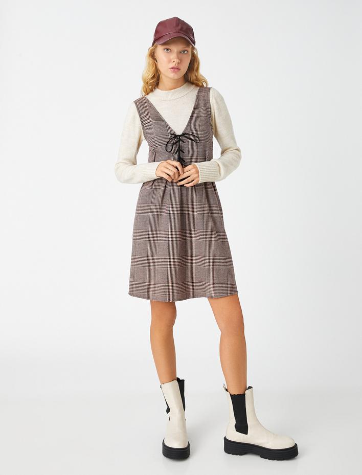  Desenli Salopet Elbise Püskül Detaylı