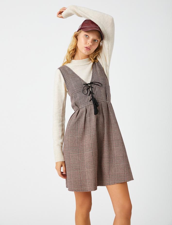  Desenli Salopet Elbise Püskül Detaylı