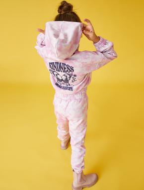 PEMBE DESENLİ