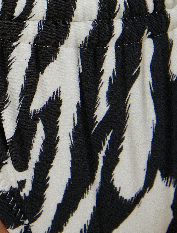   Zebra Desenli Bikini Altı Yanları İpli