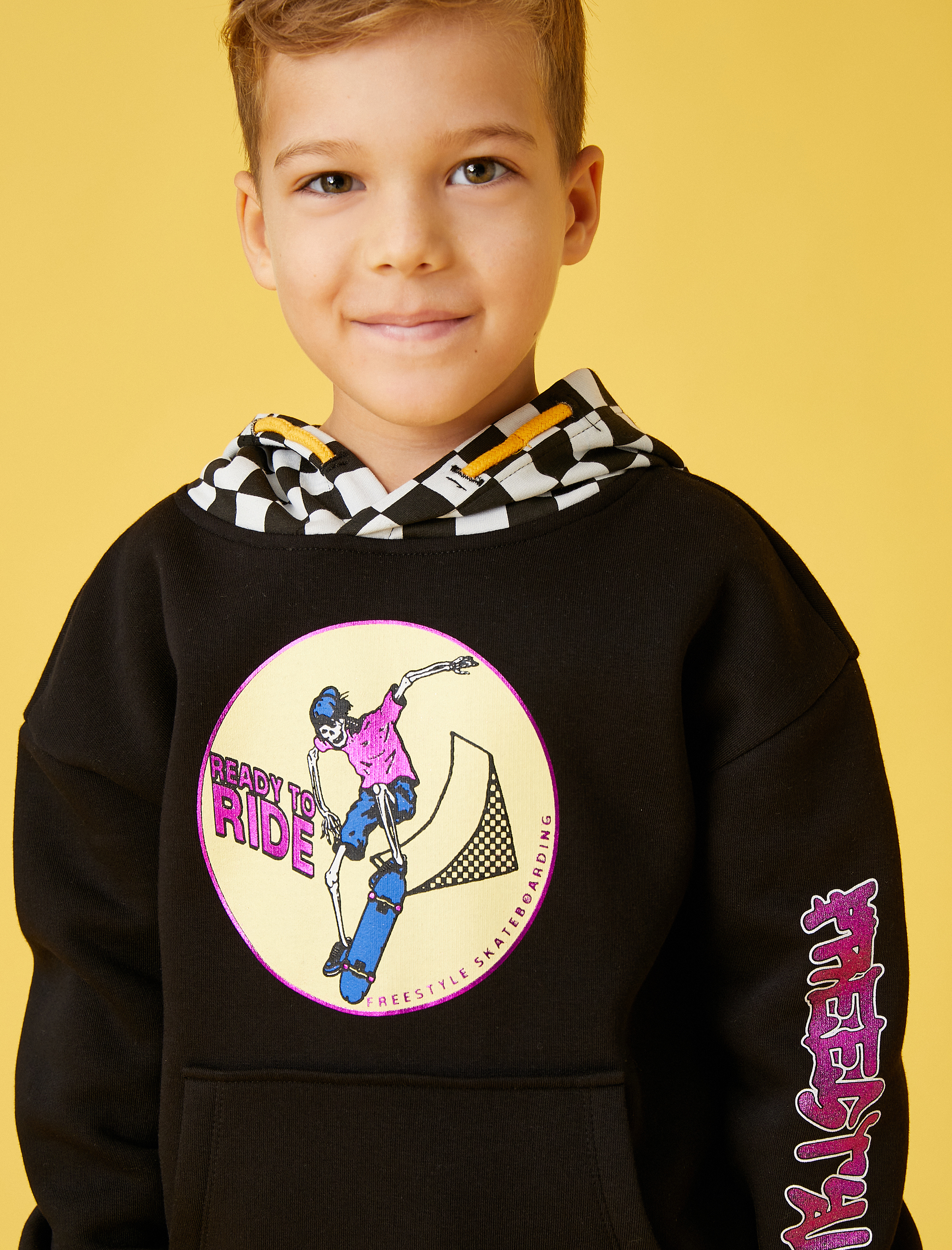  Erkek Çocuk Kapüşonlu Baskılı Sweatshirt Kareli