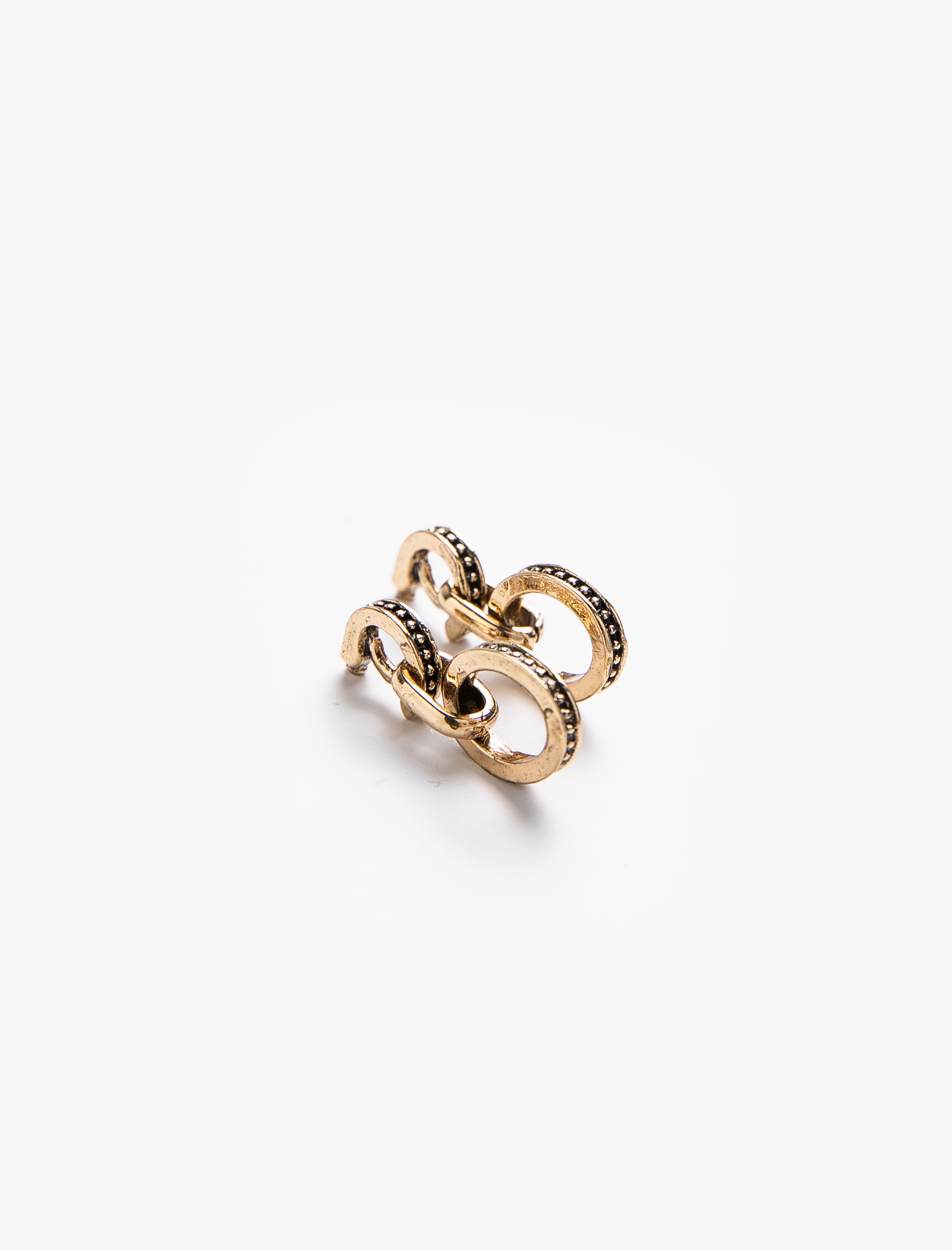  Kadın Metalik Küpe