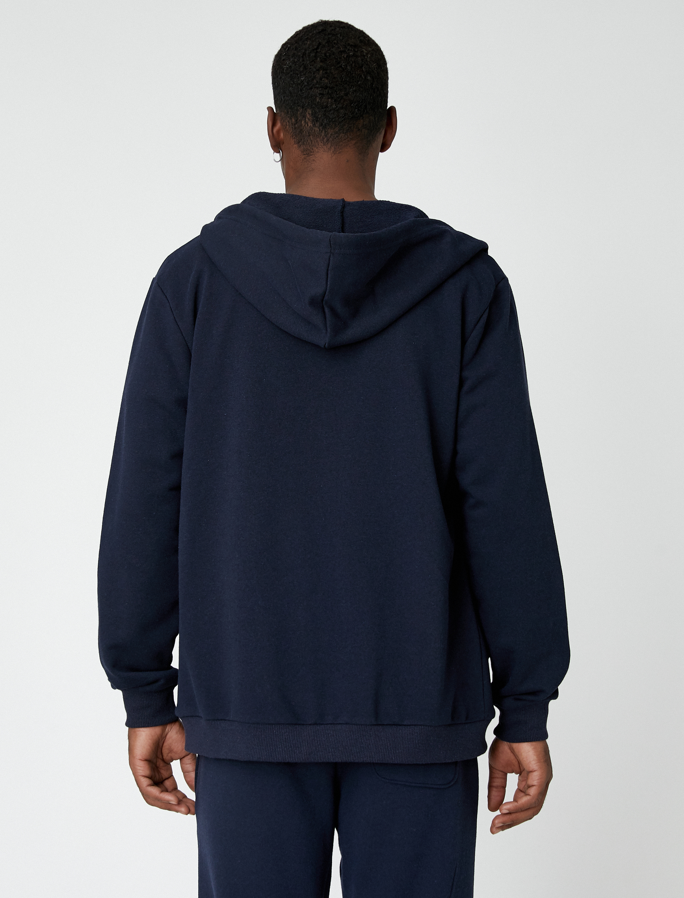 Fermuarlı Kapşonlu Sweatshirt