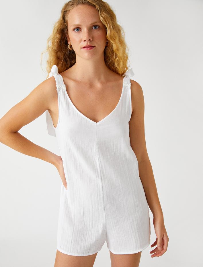  Şortlu Tulum V Yaka Askı Detaylı