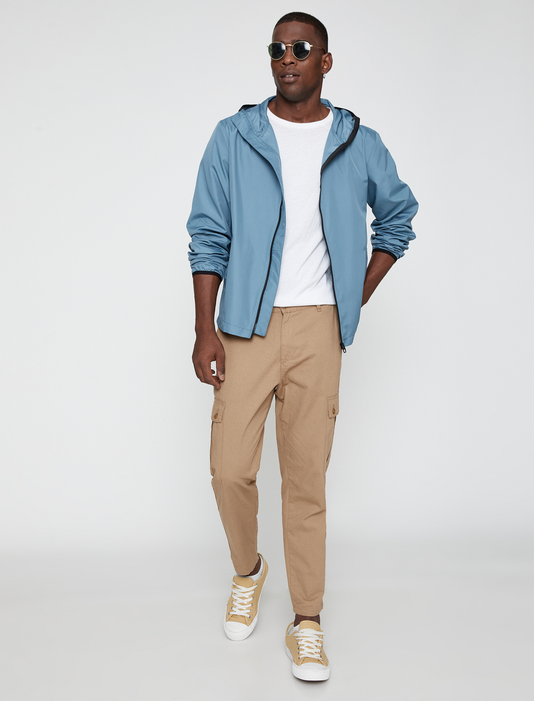 Kapşonlu Ceket Cep Detaylı