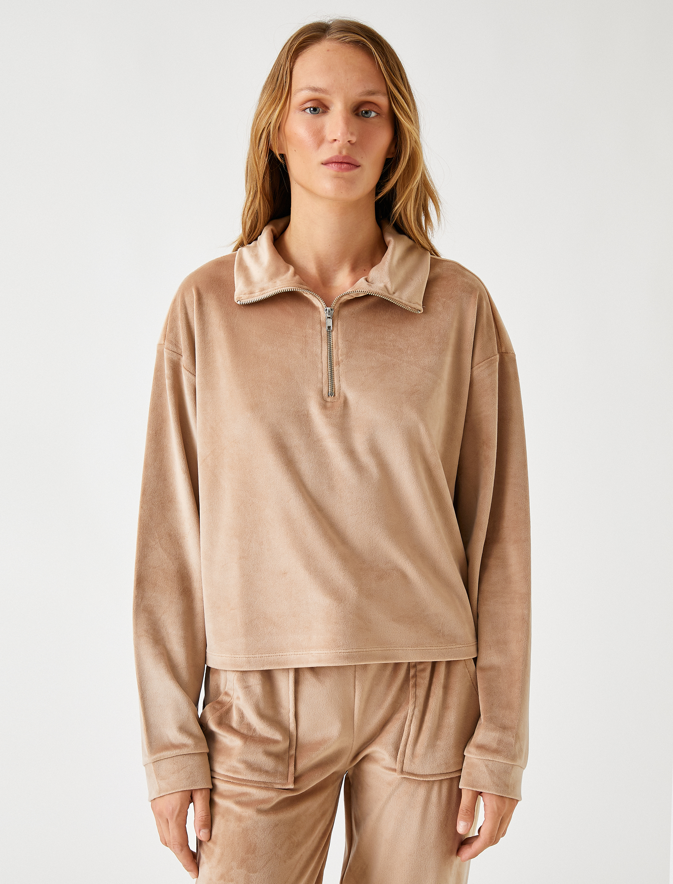   Kışlık Pijama Üstü Kadife Dik Yaka Fermuarlı