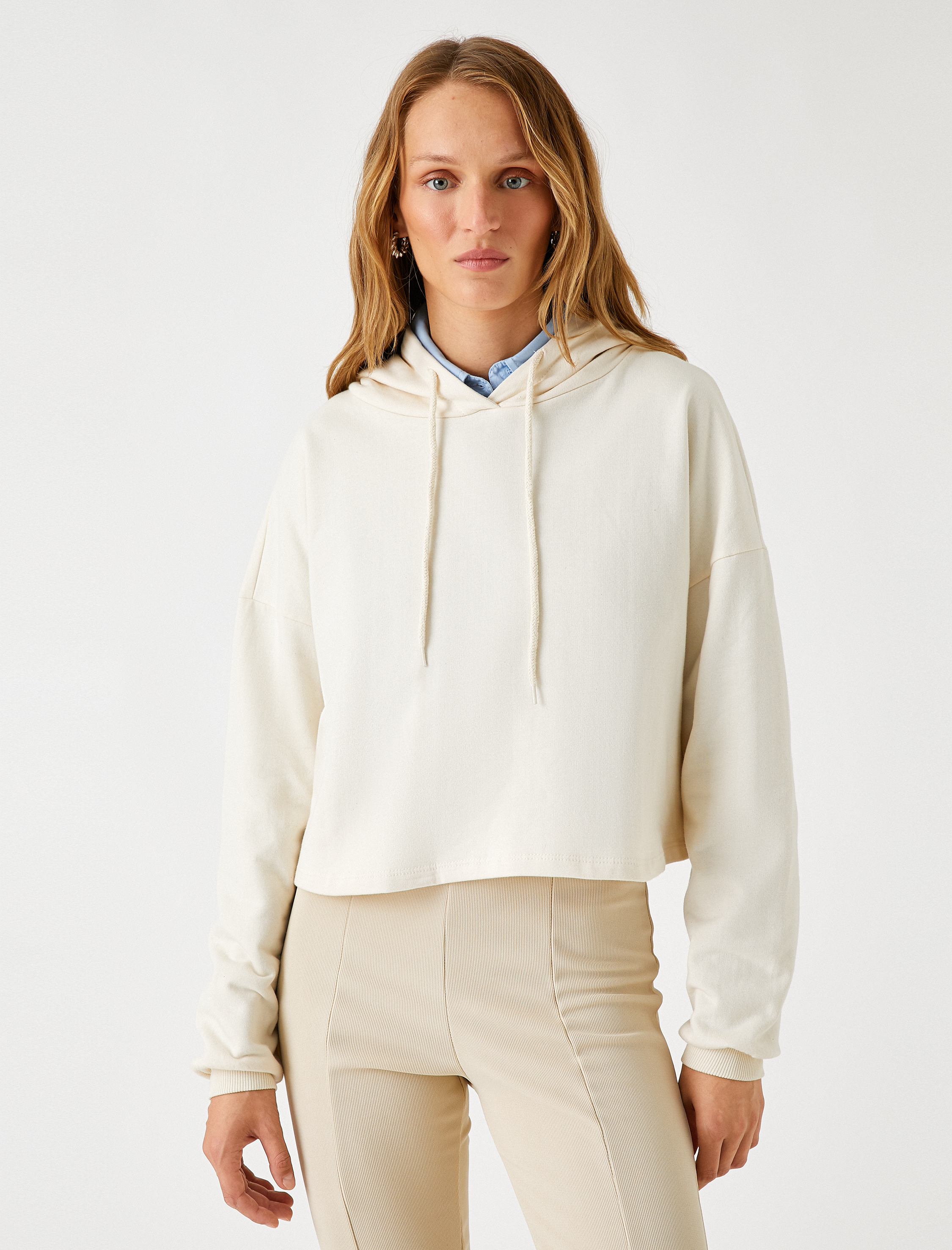   Kapüşonlu Crop Sweatshirt