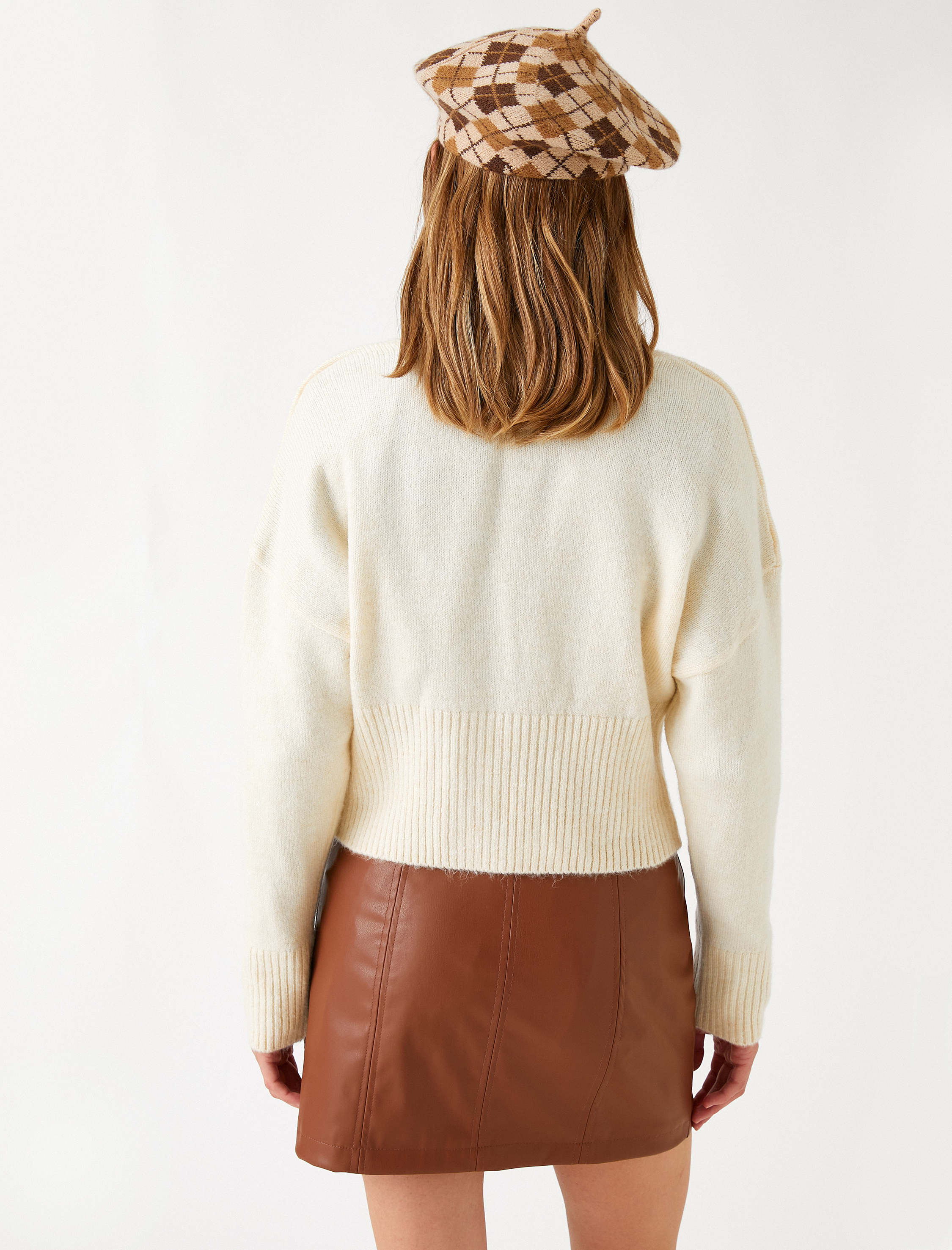 Crop Hırka Düğmeli V Yaka