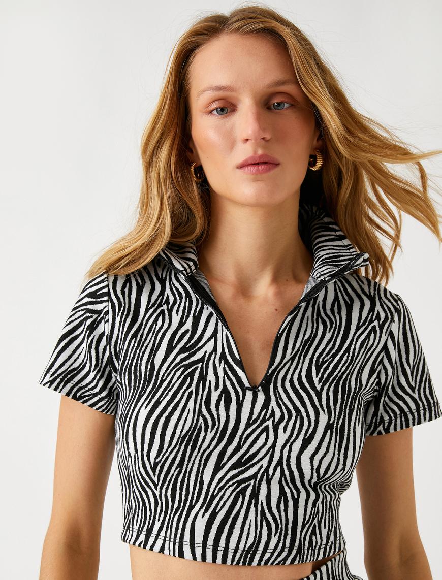   Zebra Desenli Crop Tişört Balıkçı Yaka