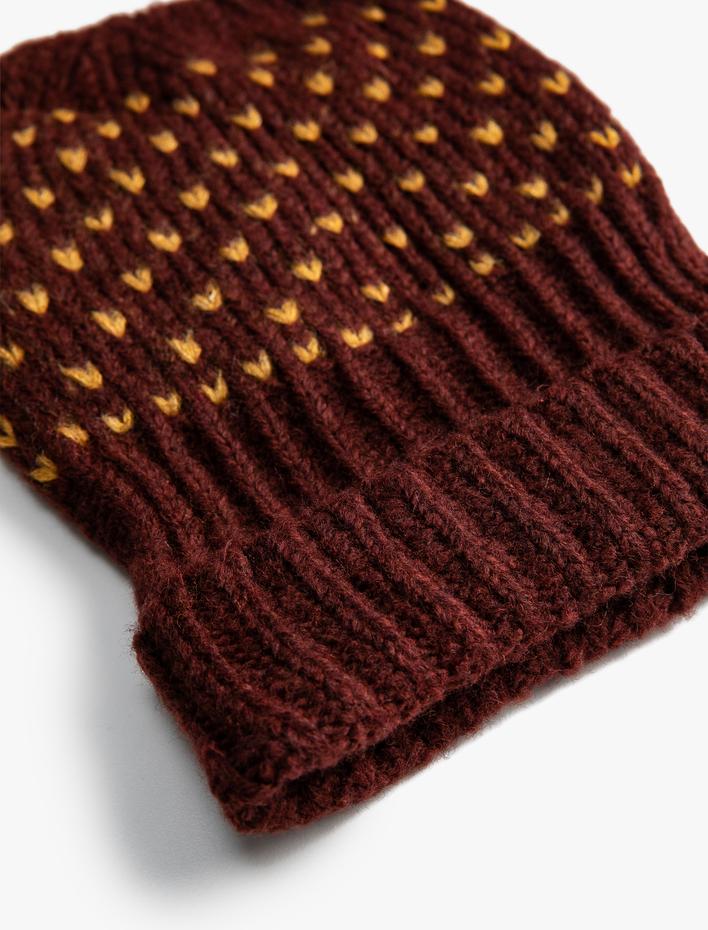 Kadın Lastikli Örgü Bere