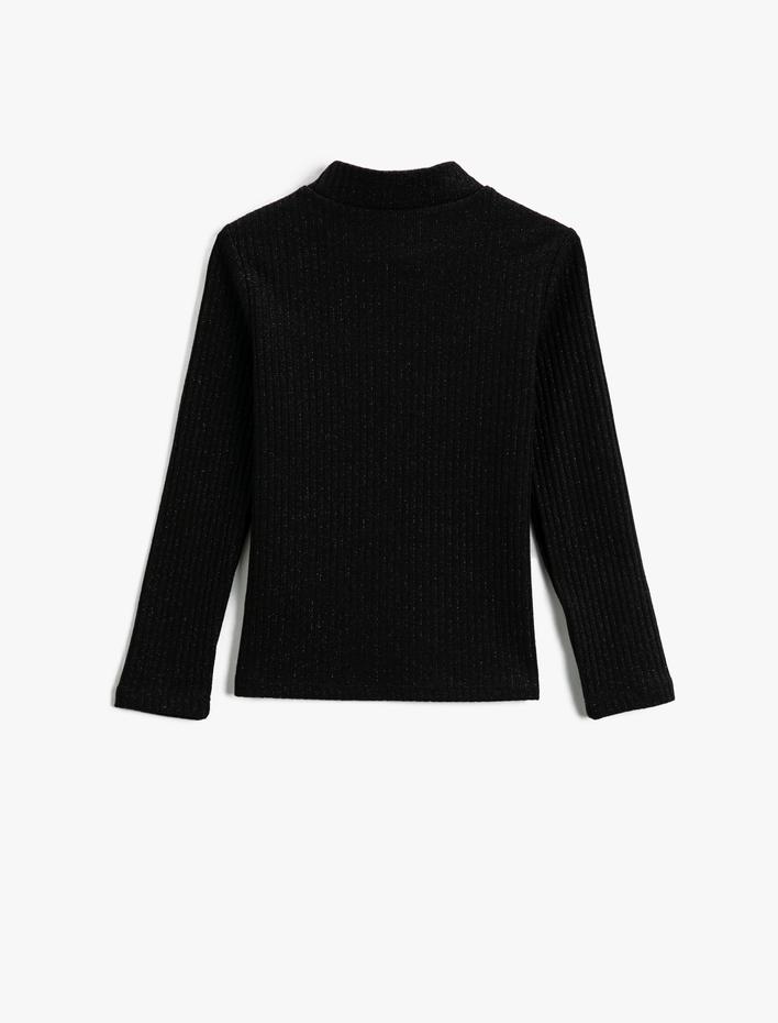 Kız Çocuk Yarım Balıkçı Yaka Pencere Detaylı Tişört