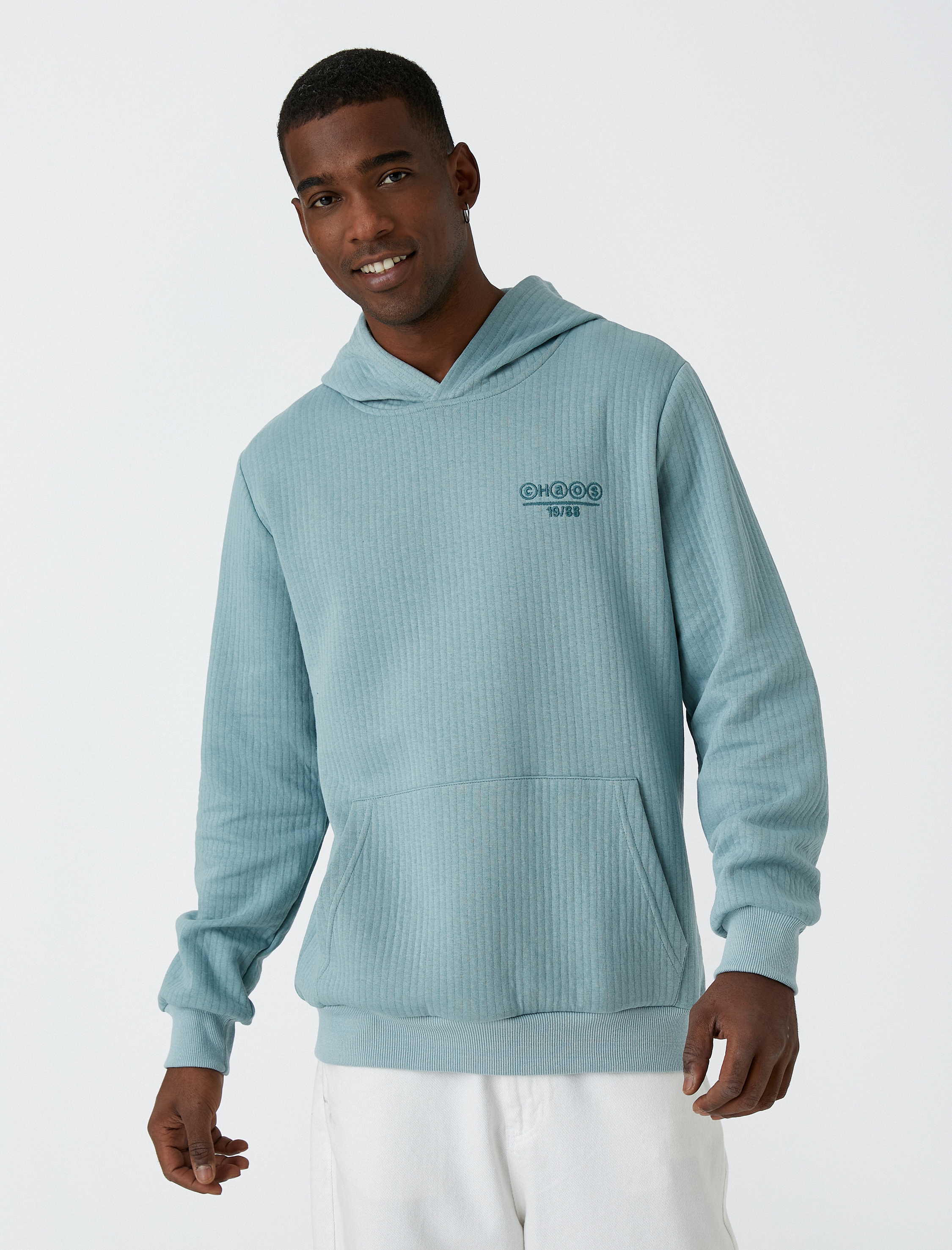   Slogan Baskılı Kapşonlu Sweatshirt Cep Detaylı