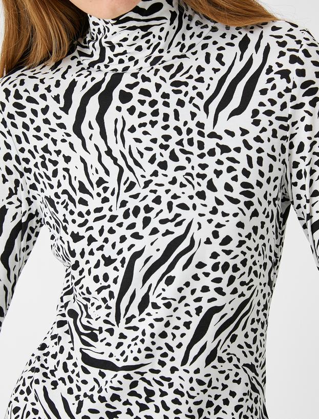   Zebra Desenli Uzun Kollu Tişört
