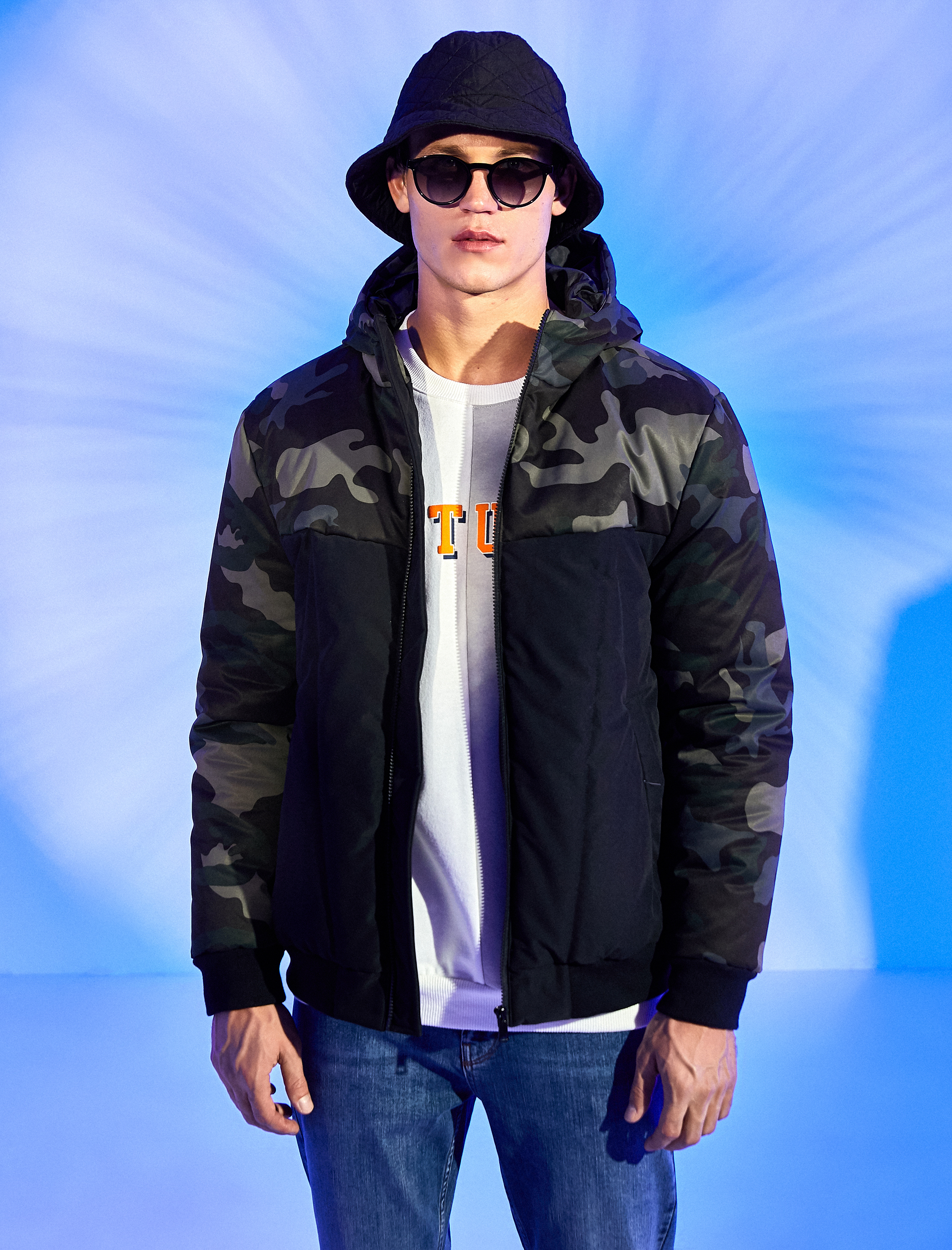   Kapşonlu Anorak Mont Kamuflaj Baskılı