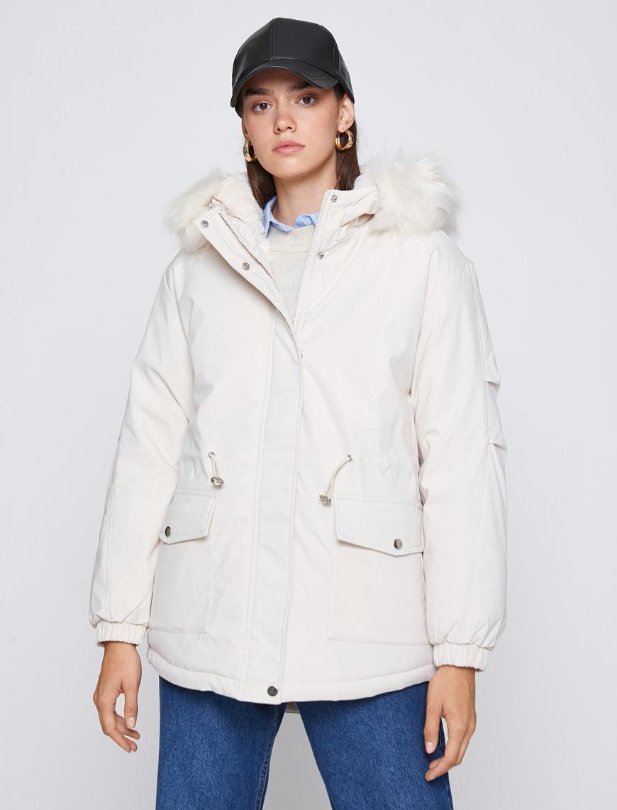   Kapüşonlu Anorak Cepli Fermuarlı Çıkarılabilir Peluş Yaka