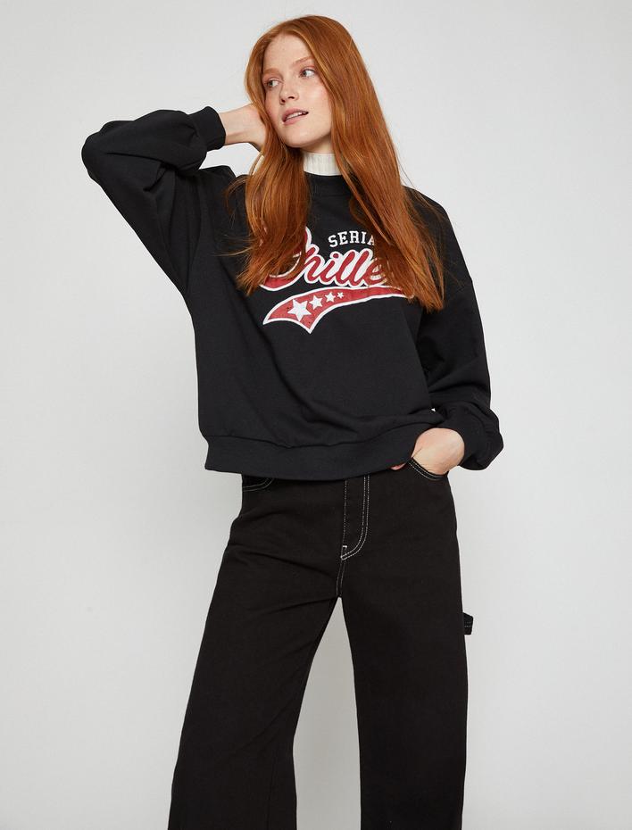  Bisiklet Yaka Sweatshirt İşlemeli