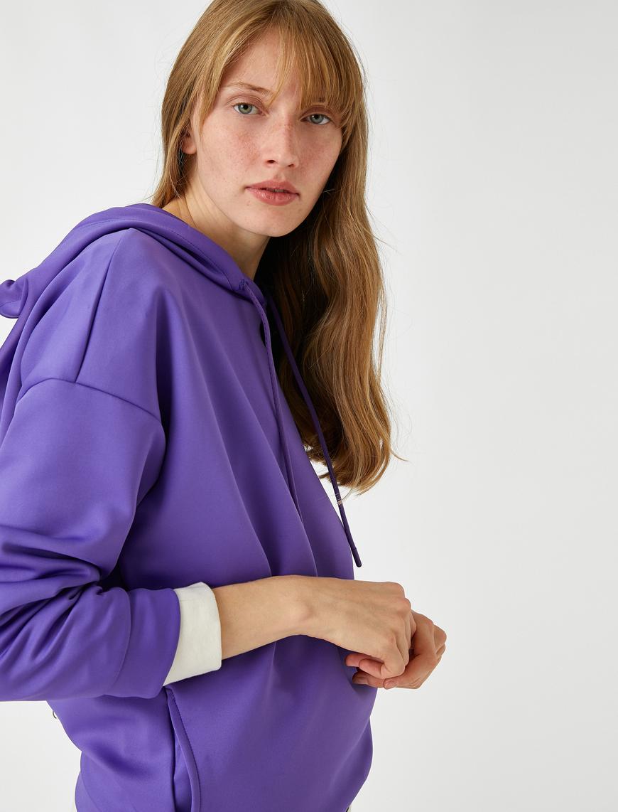   Oversize Kapüşonlu Sweatshirt Kanguru Cepli İpeksi Dokulu
