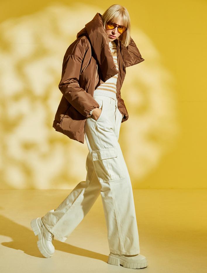  Şişme Mont Kapüşonlu Cep Detaylı