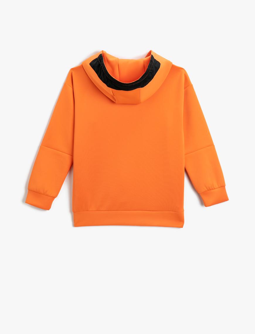  Erkek Çocuk Kapüşonlu Renk Bloklu Sweatshirt