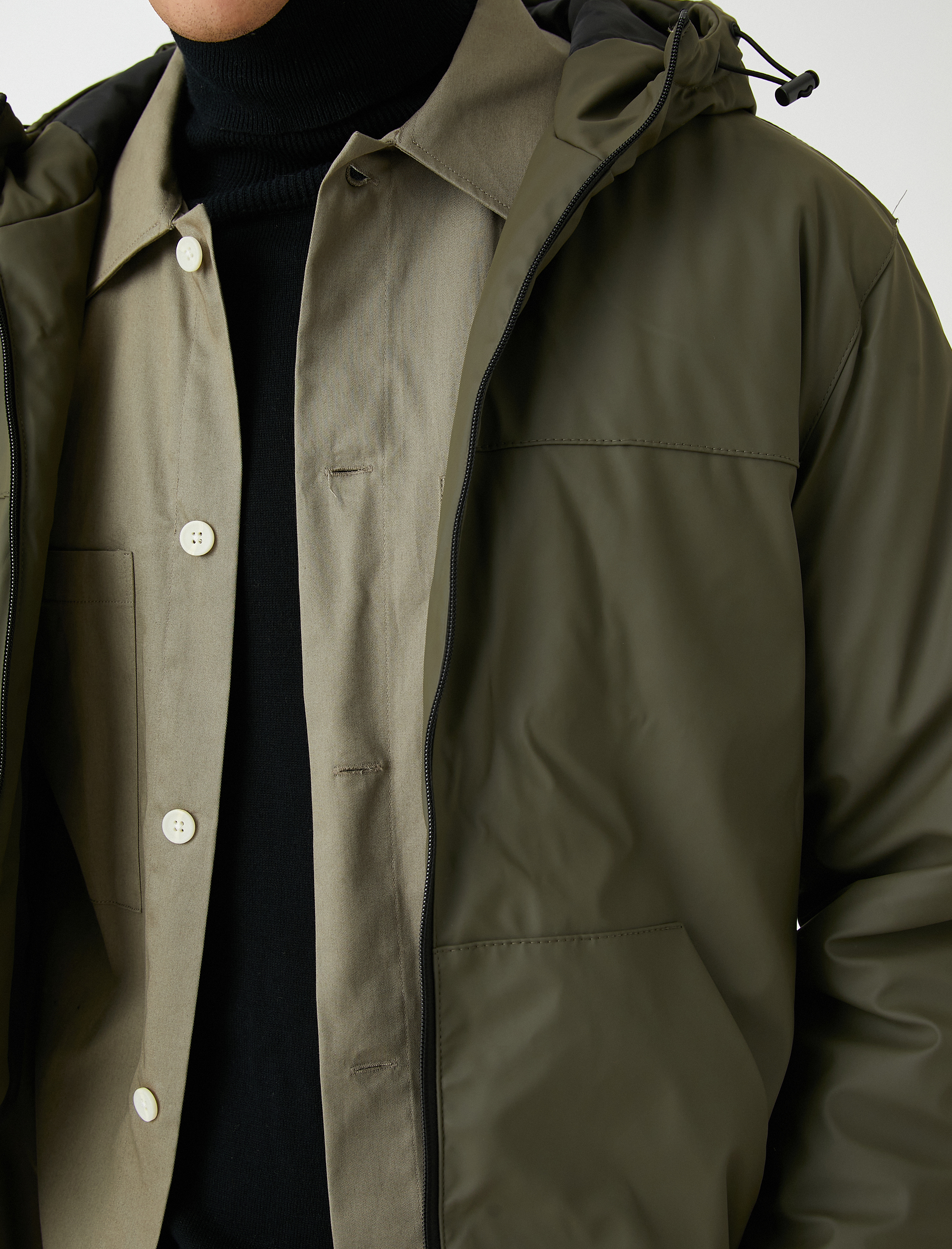   Kapşonlu Yağmurluk Cep Detaylı Su Geçirmez