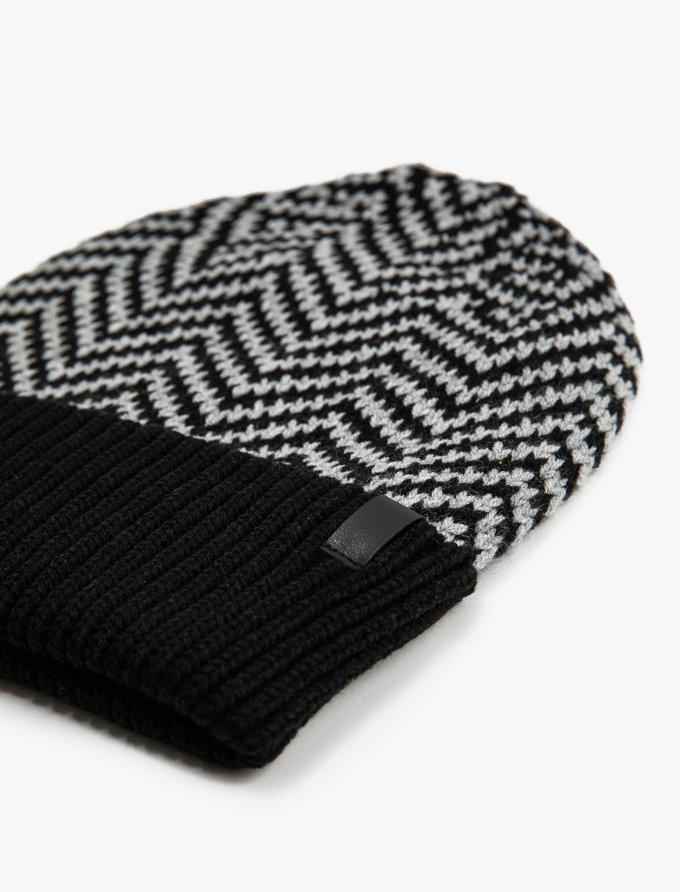  Erkek Katlama Detaylı Bere Balıksırtı Örgülü