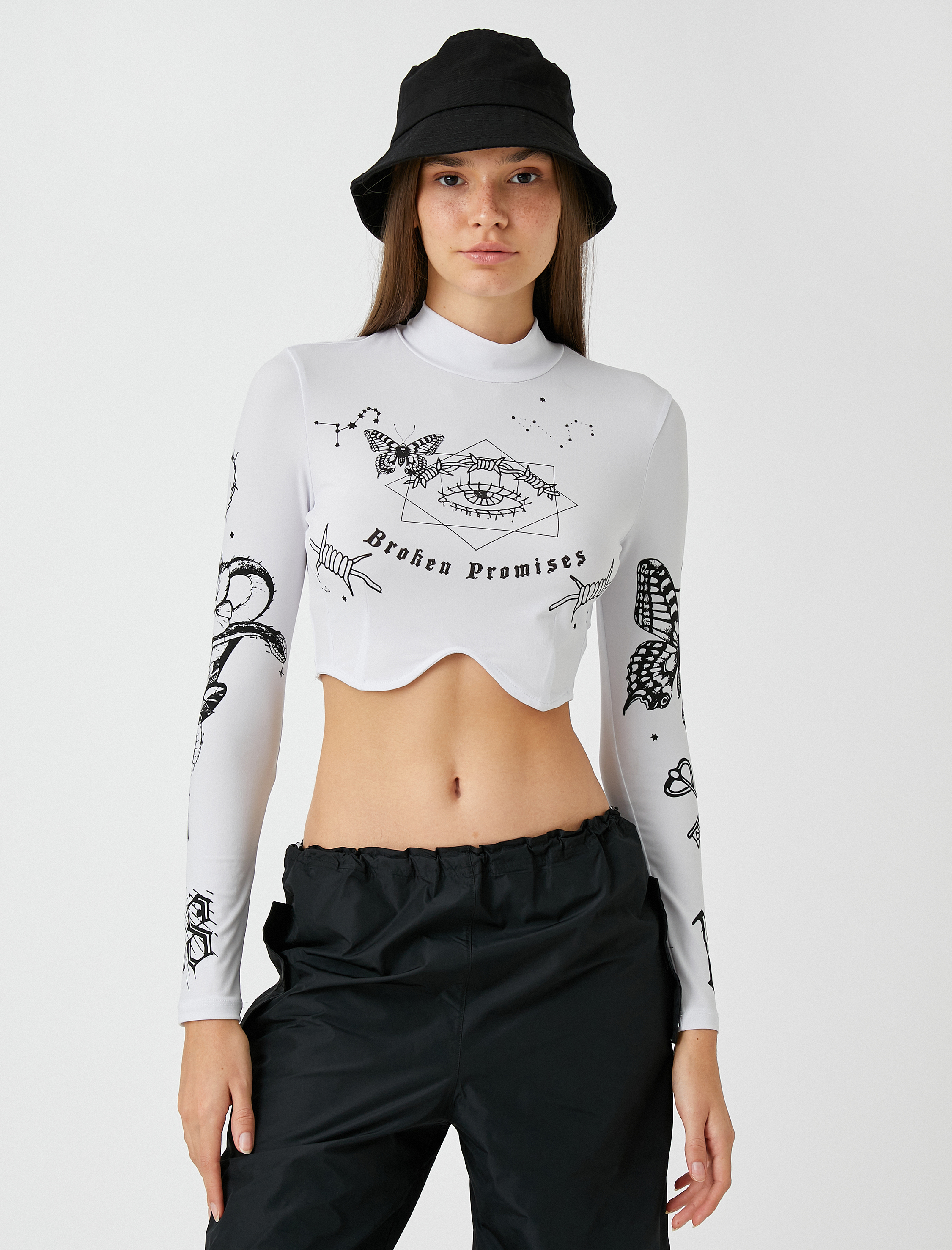   Uzun Kollu Tişört Crop Baskılı