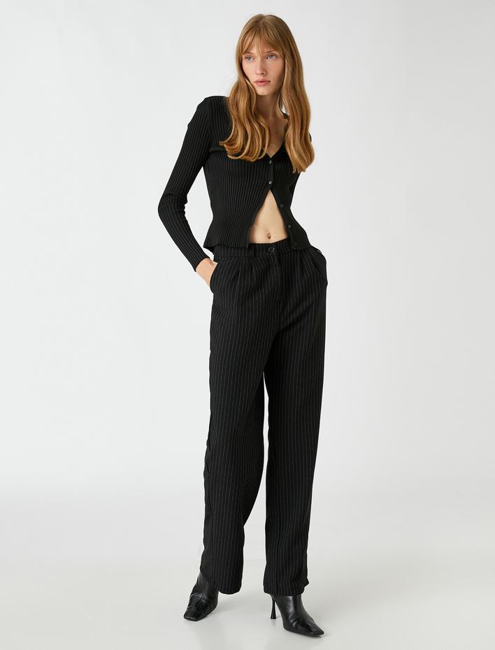  Düğmeli V Yaka Hırka