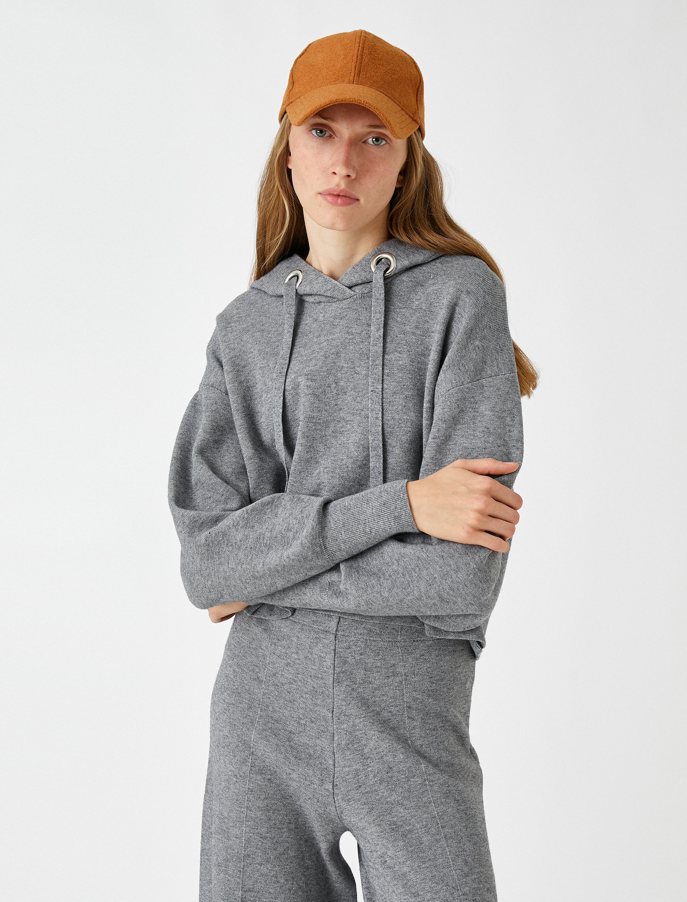   Kapüşonlu Basic Sweatshirt