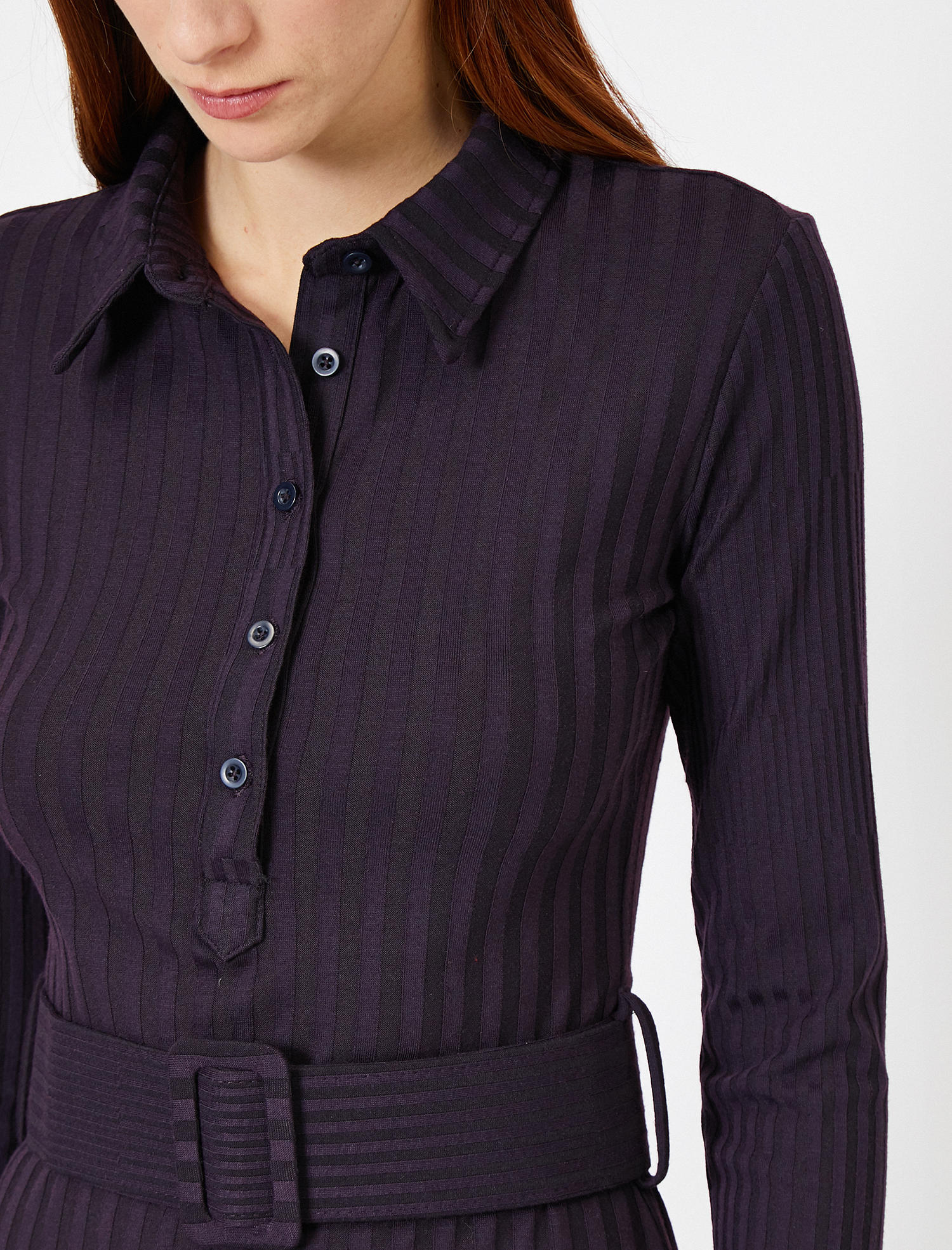   Düğme Detaylı Tişört