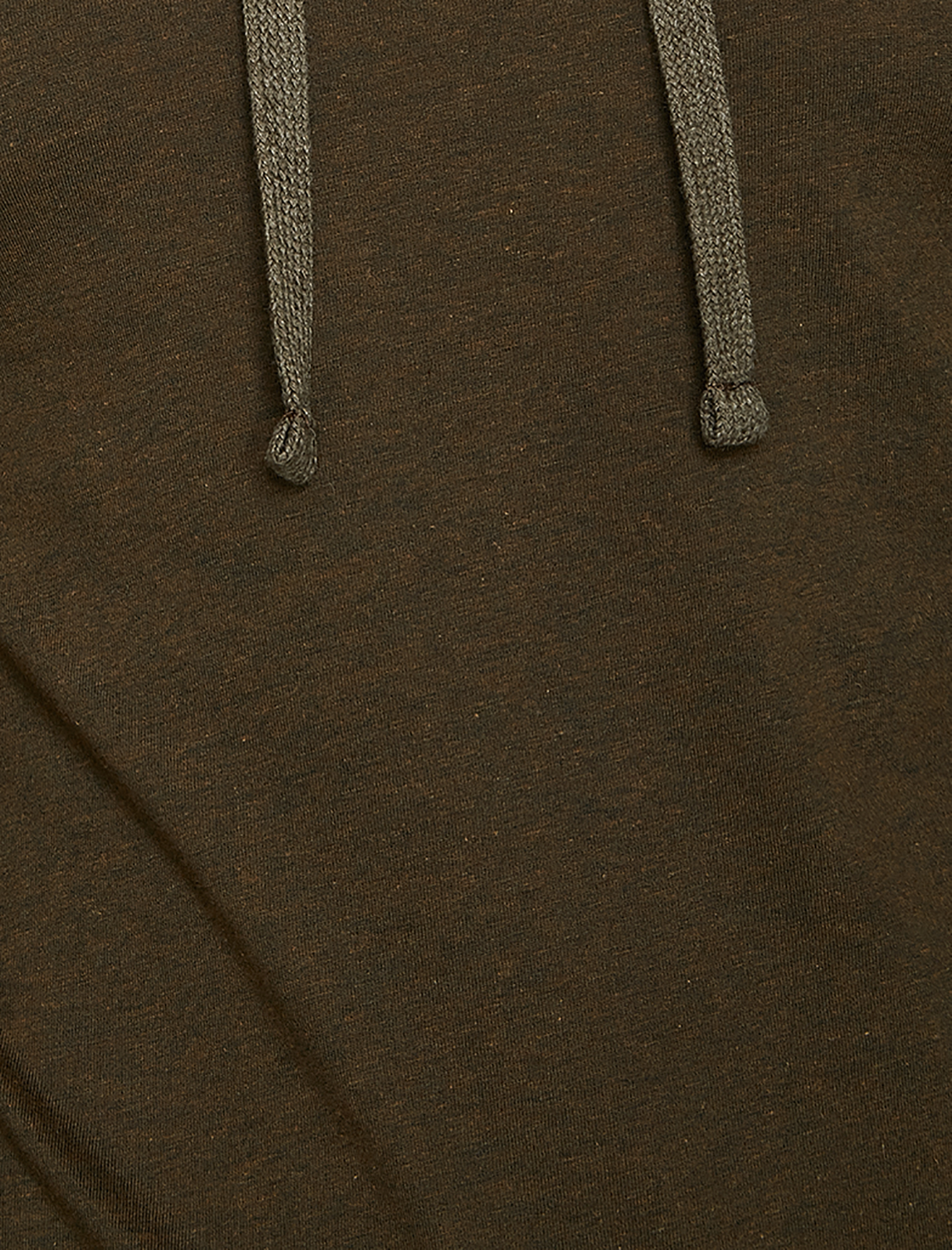   Yüksek Yaka Tişört