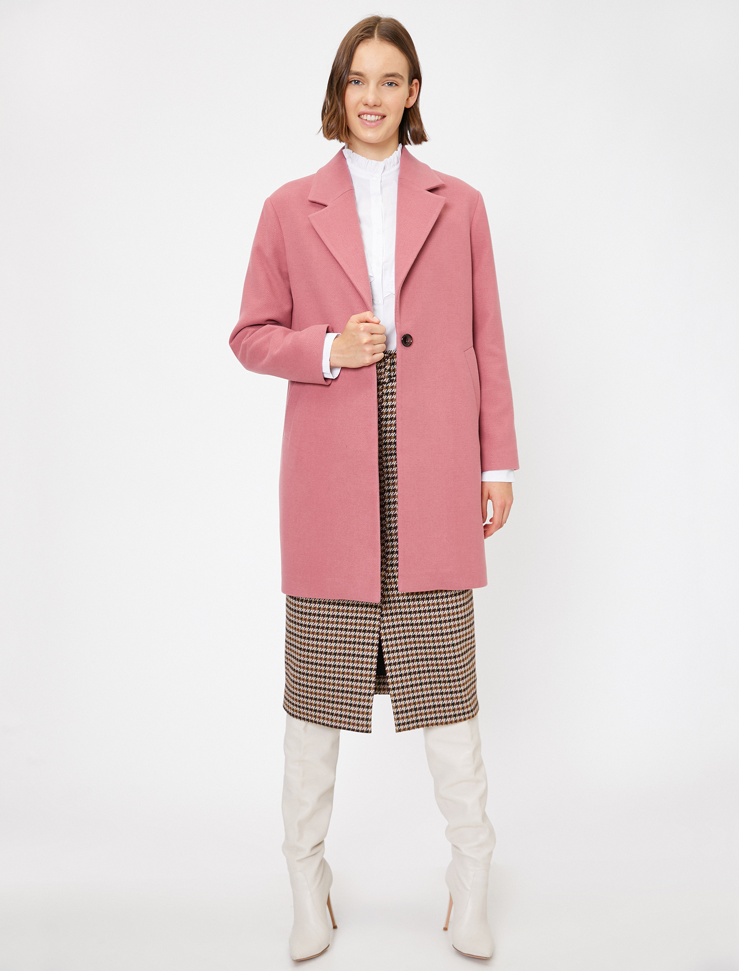   Dügme Detayli Kaban