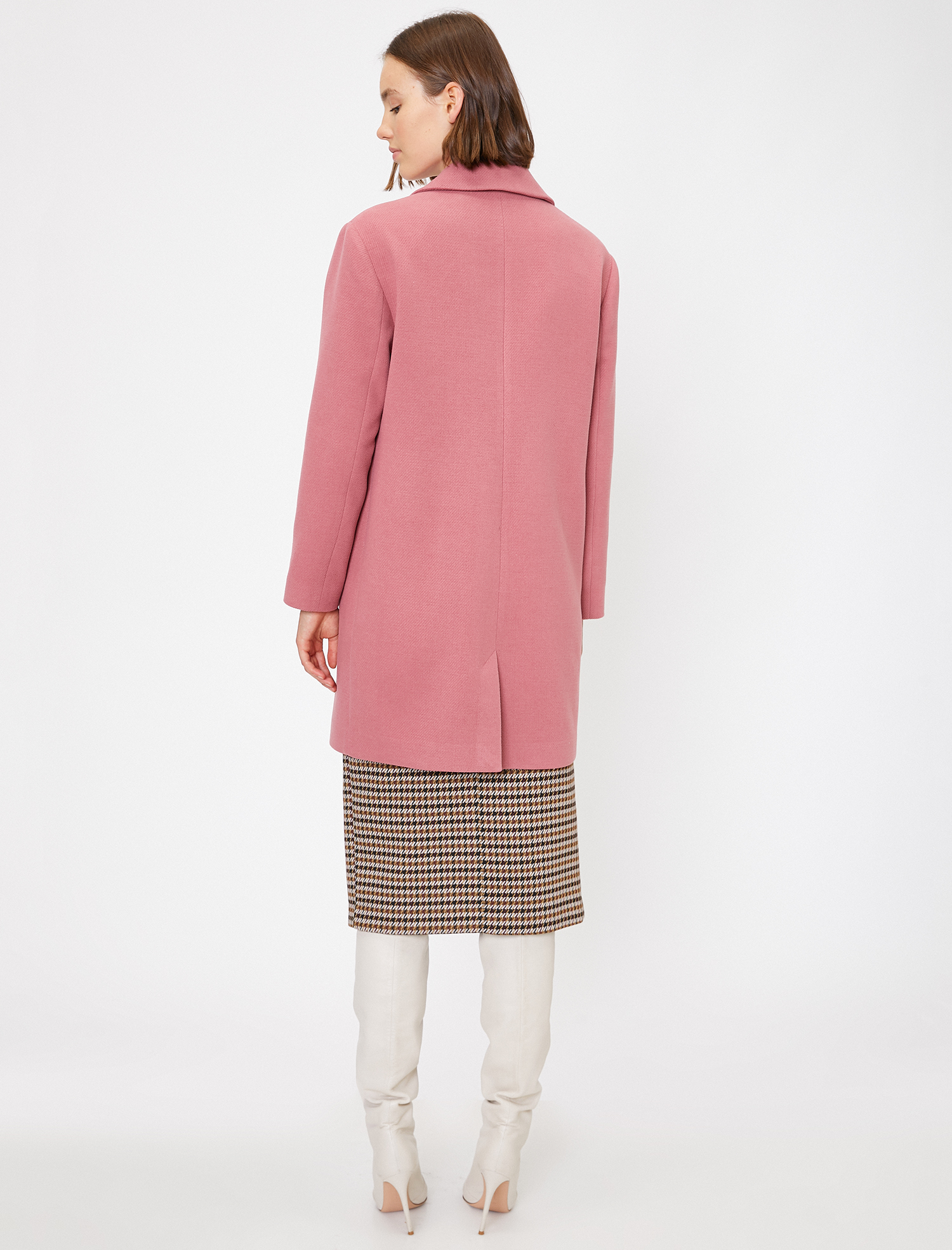   Dügme Detayli Kaban