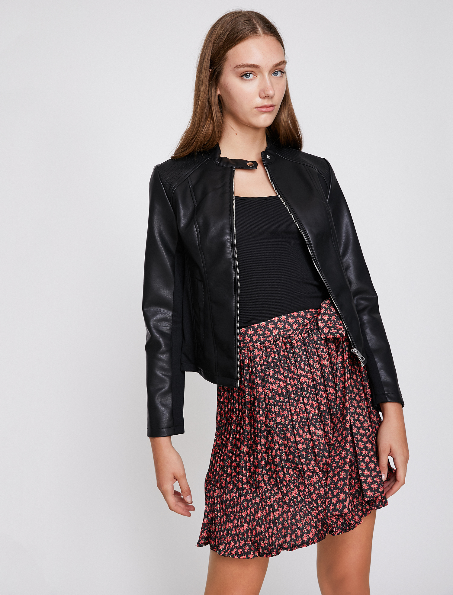   Deri Görünümlü Ceket Fermuarlı