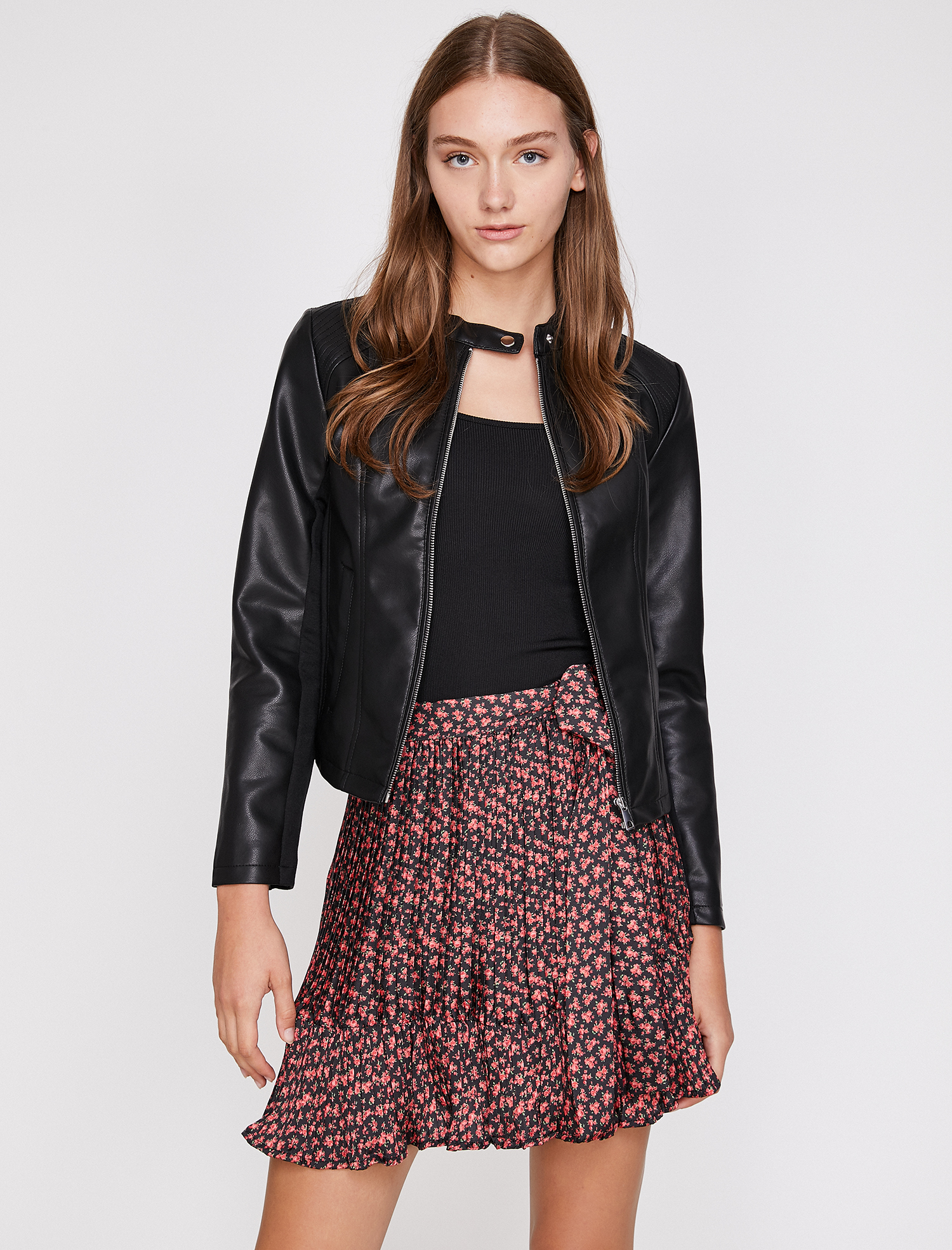   Deri Görünümlü Ceket Fermuarlı