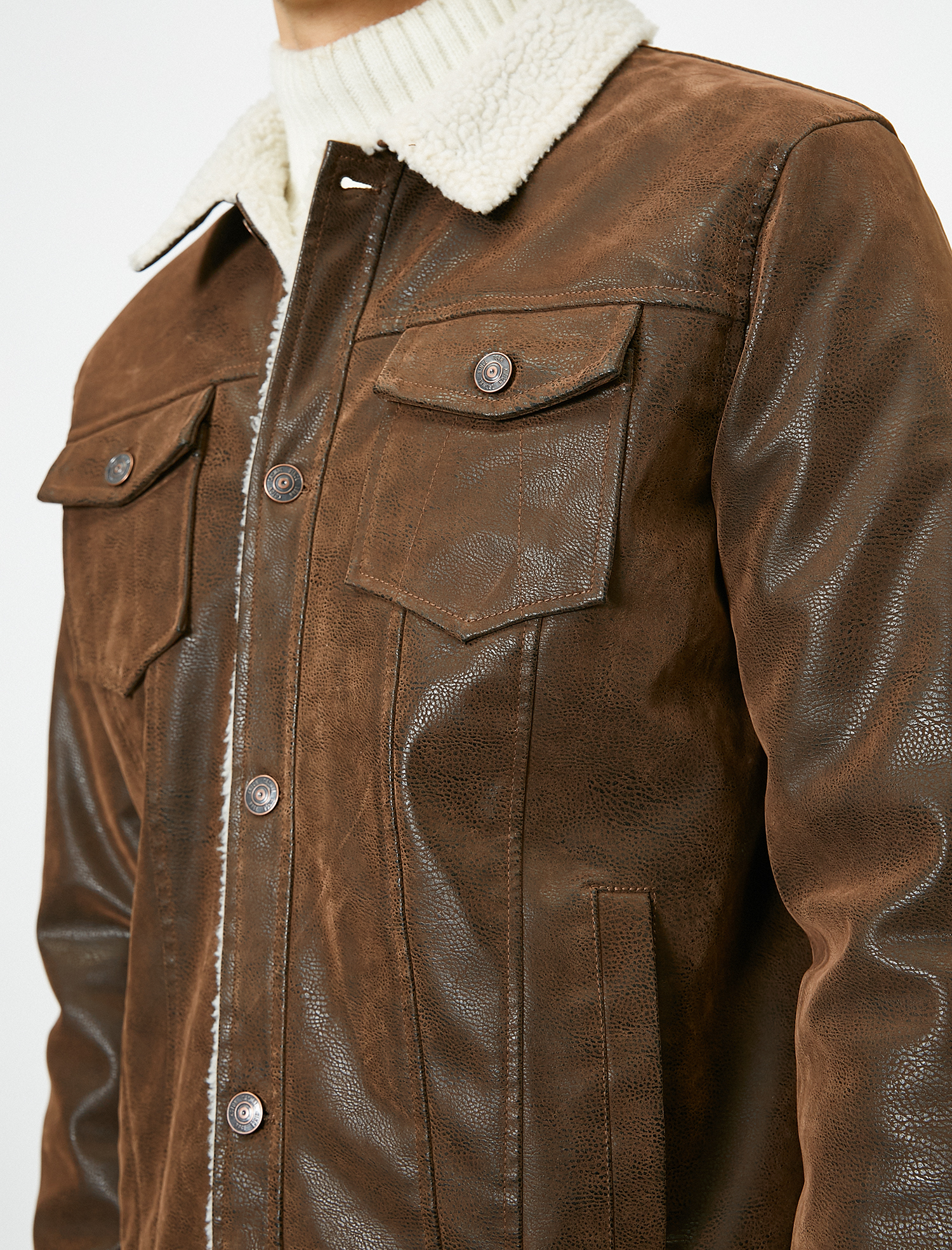   Deri Görünümlü Mont