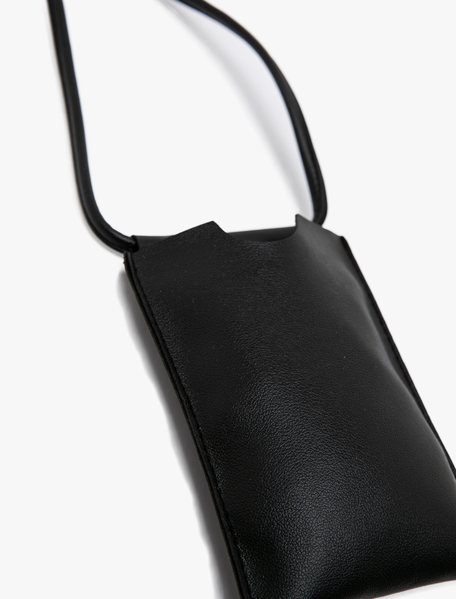  Kadın Deri Görünümlü Omuz Çantası