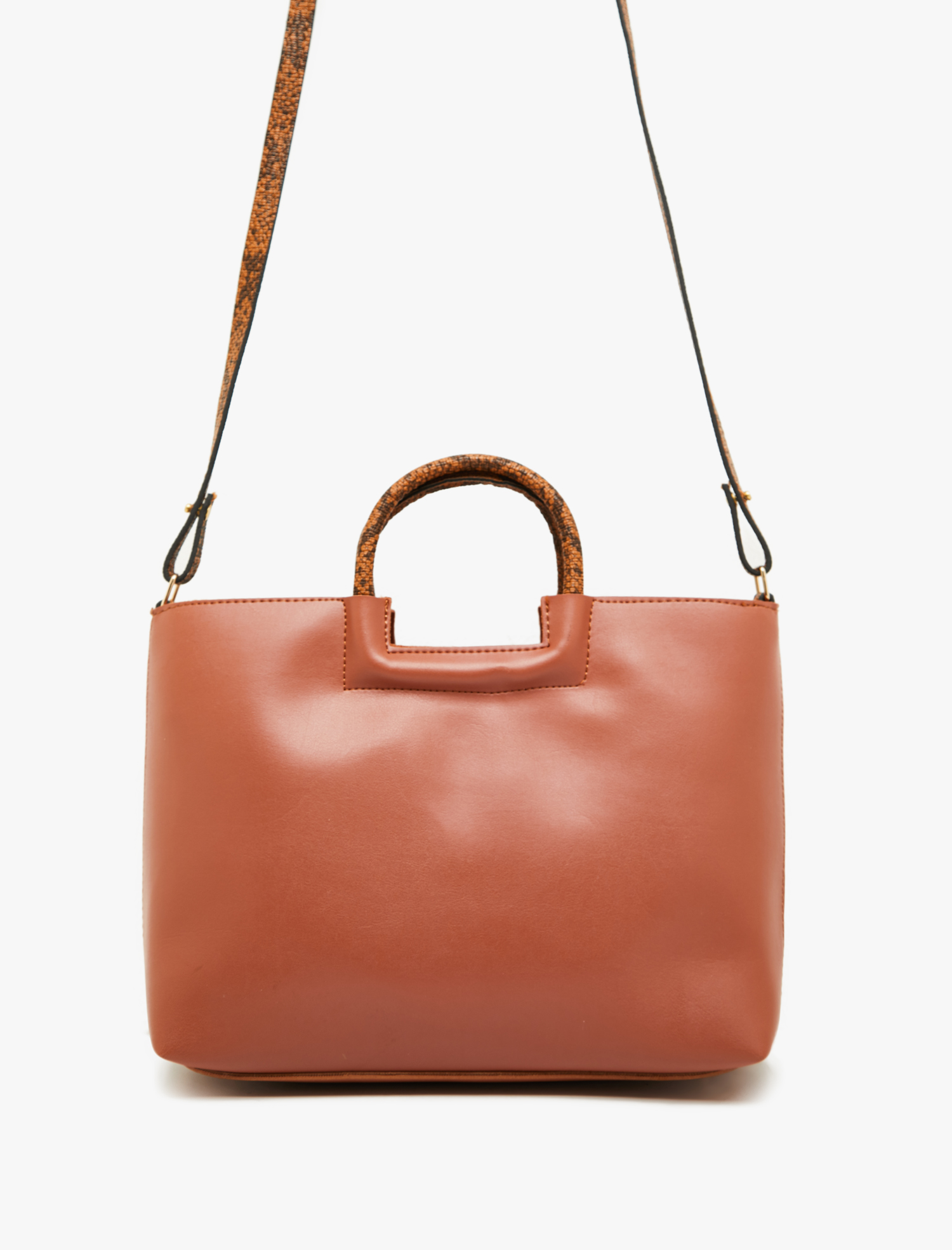  Kadın Deri Görünümlü Omuz Çantası