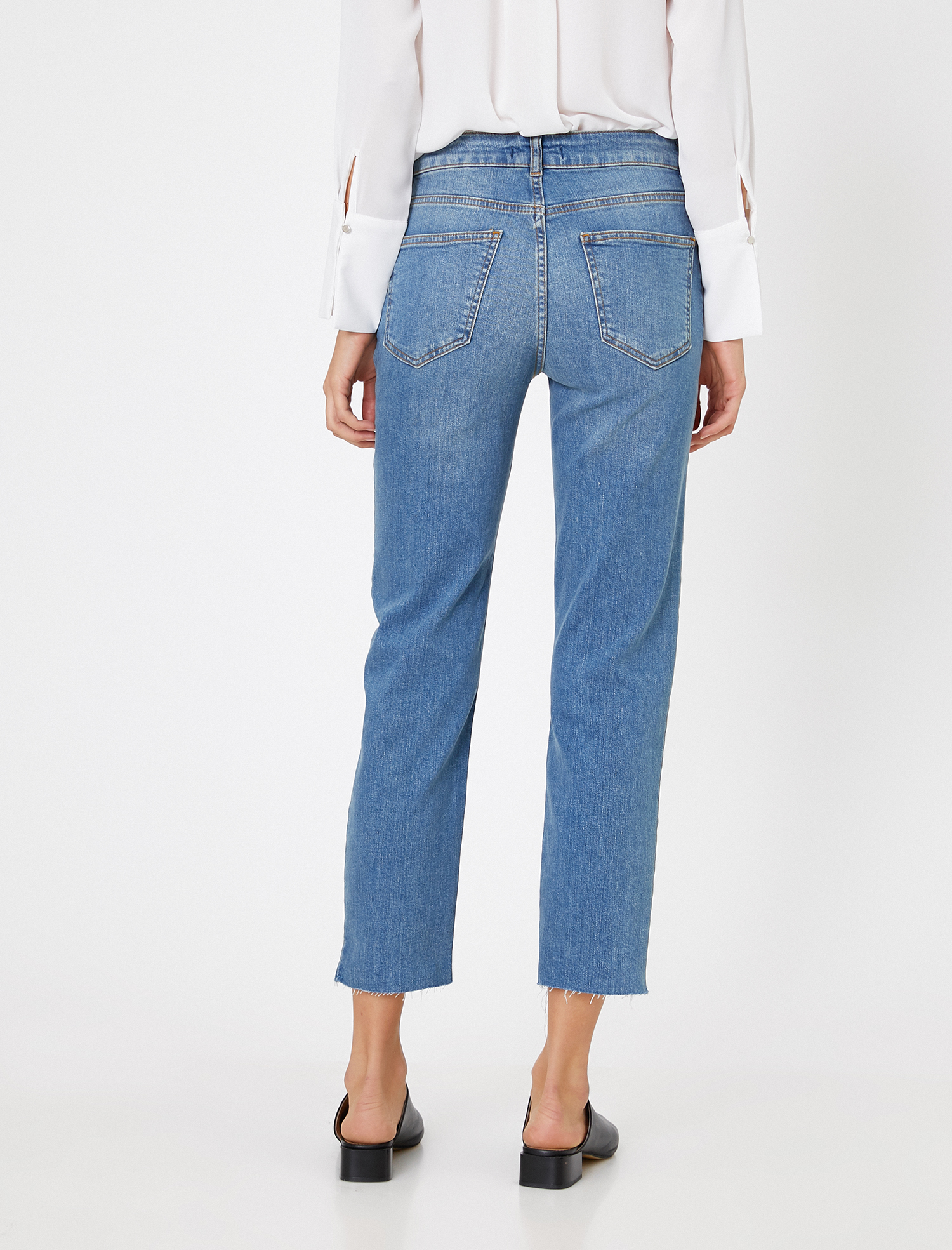   Eve Slim Jean - Yüksek Bel Normal Kesim Hafif Düz Paça Straight Jean Pantolon