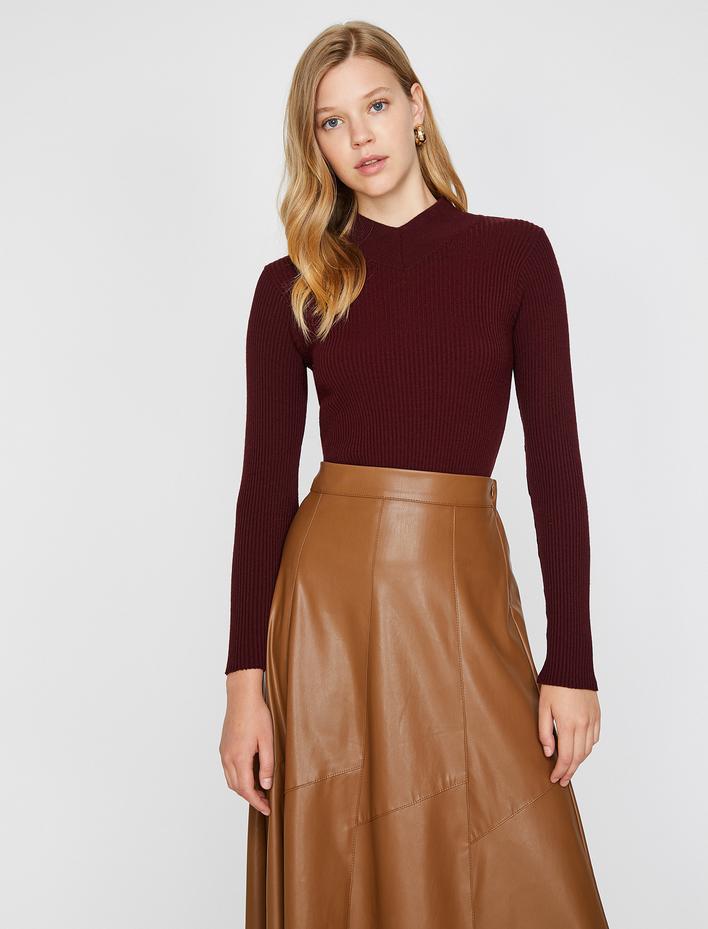  Yaka Detaylı Triko Kazak